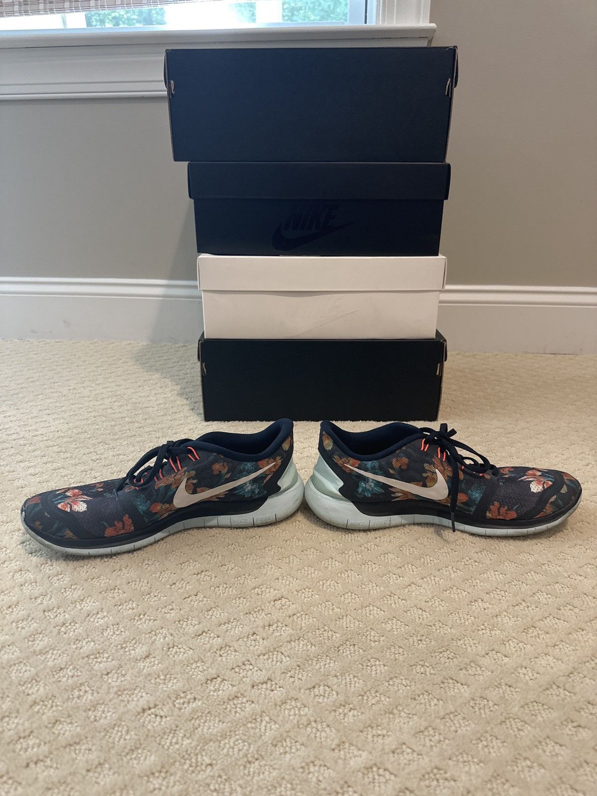 Nike Nike Free 5.0 Floral 2015 Size US 9.5 / EU 42-43 - 5 Thumbnail