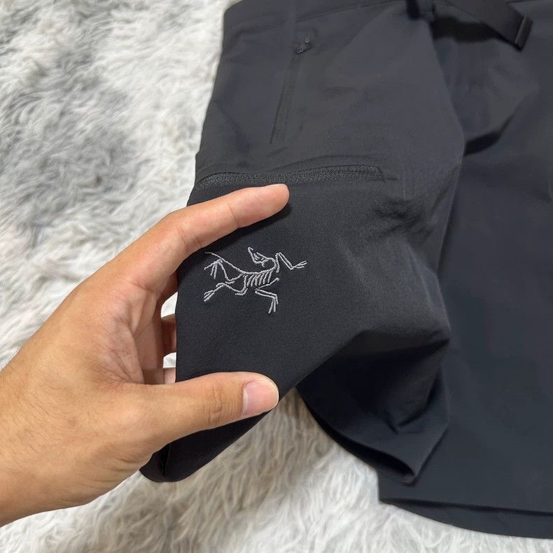 Arc'teryx Arcteryx GAMMA LT Short Softshell Shorts Size US 30 / EU 46 - 3 Thumbnail