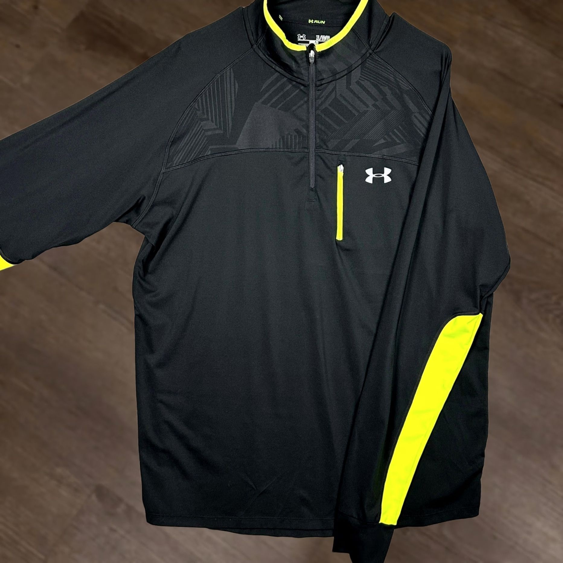 Under Armour Under Armour Sweatshirt Men XL Black Neon AllSeasonGear Quarter Zip Pullover Run Size US XL / EU 56 / 4 - 1 Thumbnail