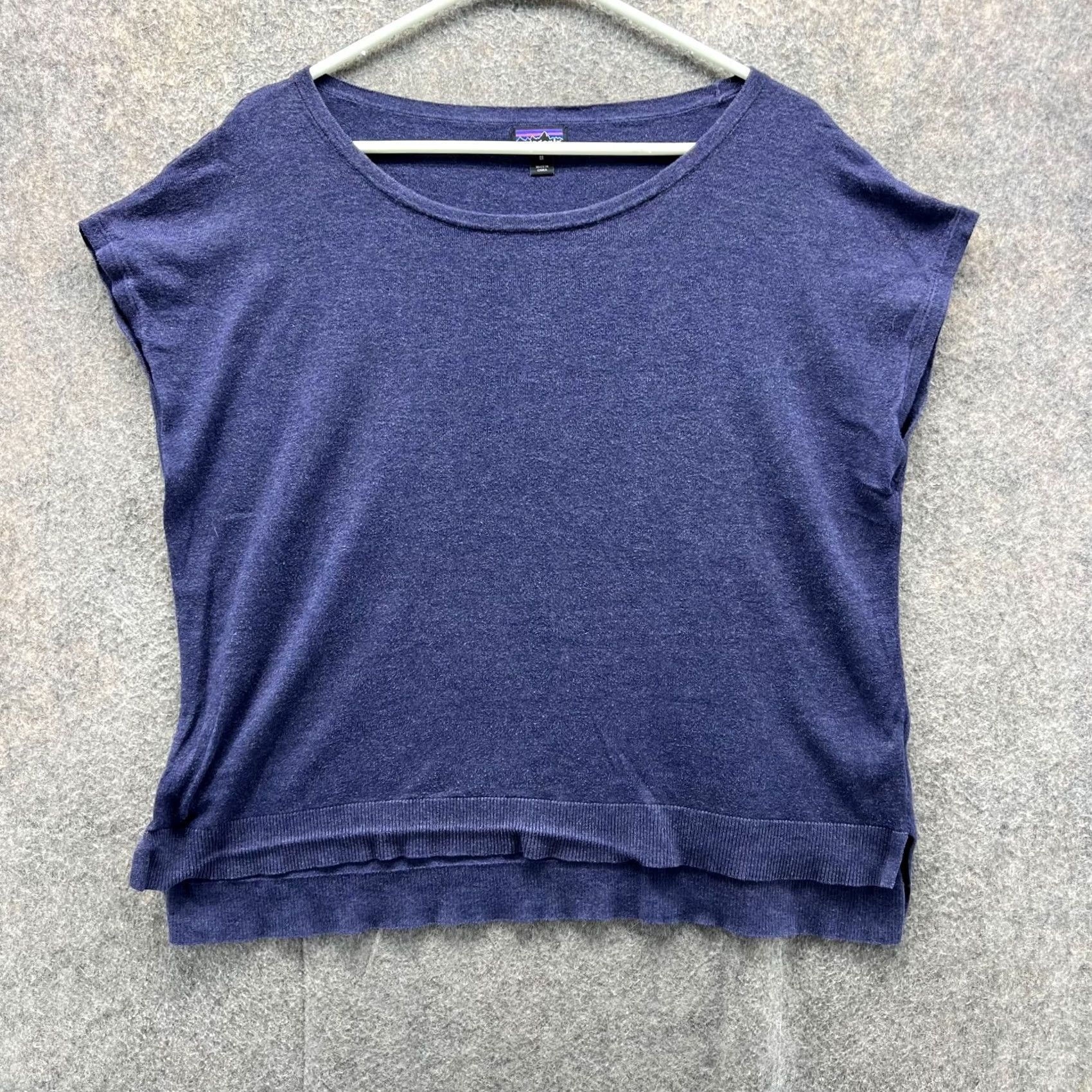 Patagonia Patagonia Shirt Women Medium Sleeveless Blue Crewneck Fleece Tank Casual Vintage No Size M / US 6-8 / IT 42-44 - 2 Thumbnail