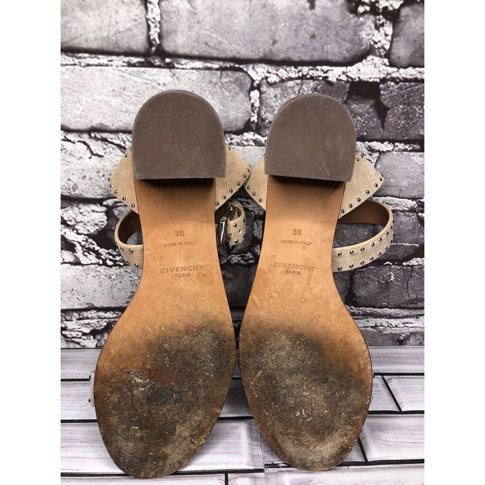 Givenchy Givenchy Beige Suede Leather Elegant Heel Studded Sandals Wo Size US 7.5 / IT 37.5 - 11 Thumbnail
