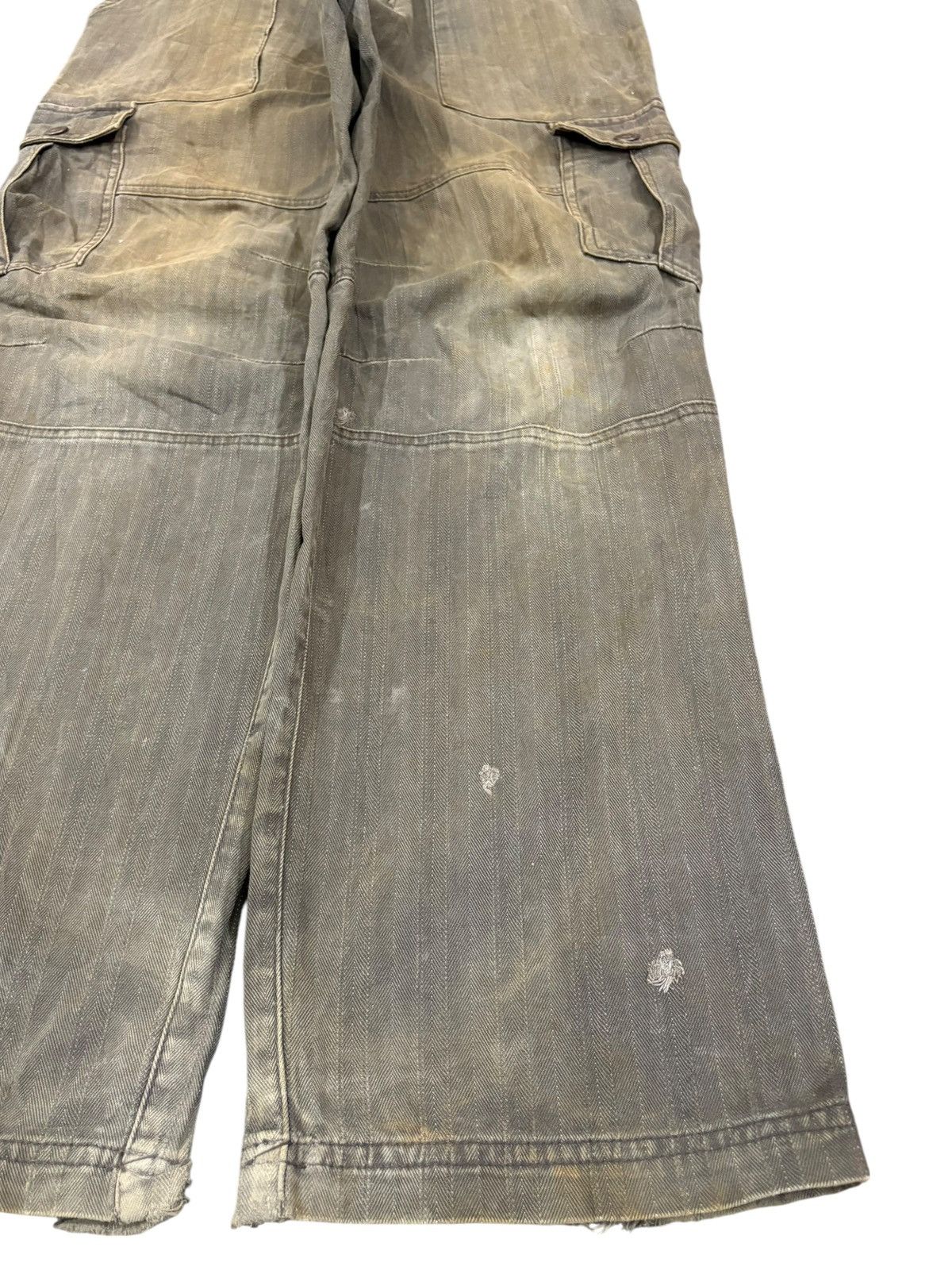 Japanese Brand Vintage Japanese Brand Rusty Wash Distress Baggy Cargo Jeans Size US 31 - 7 Thumbnail