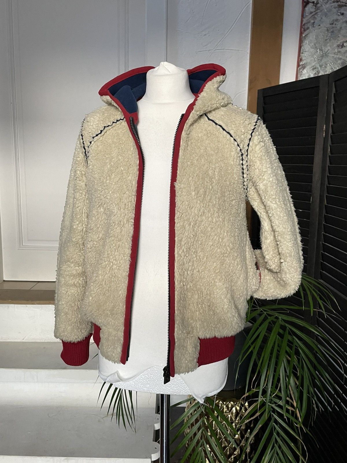Chanel CHANEL faux fur coat Size S / US 4 / IT 40 - 2 Thumbnail