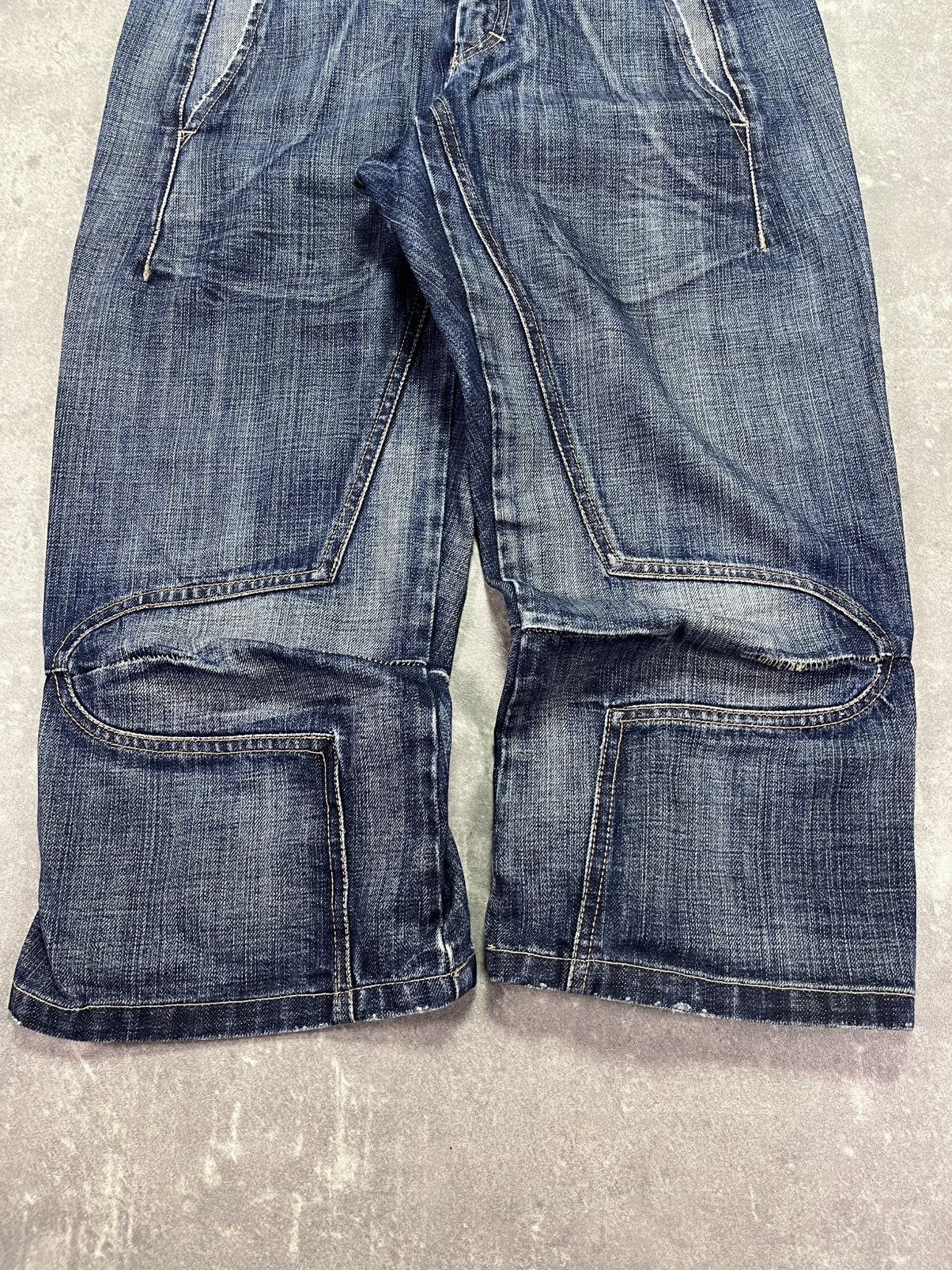 Marithe + Francois Girbaud 00s Marithe + Francois Girbaud Star Denim Shorts 29 Capri Size 29" - 4 Thumbnail