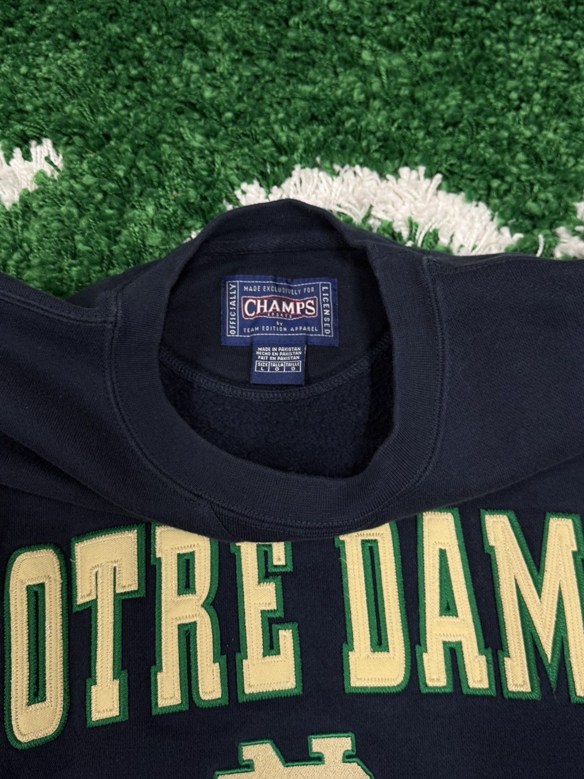 Vintage Vintage Notre Dame Champs Embroidery Logo Sweatshirt Large Size US L / EU 52-54 / 3 - 4 Thumbnail