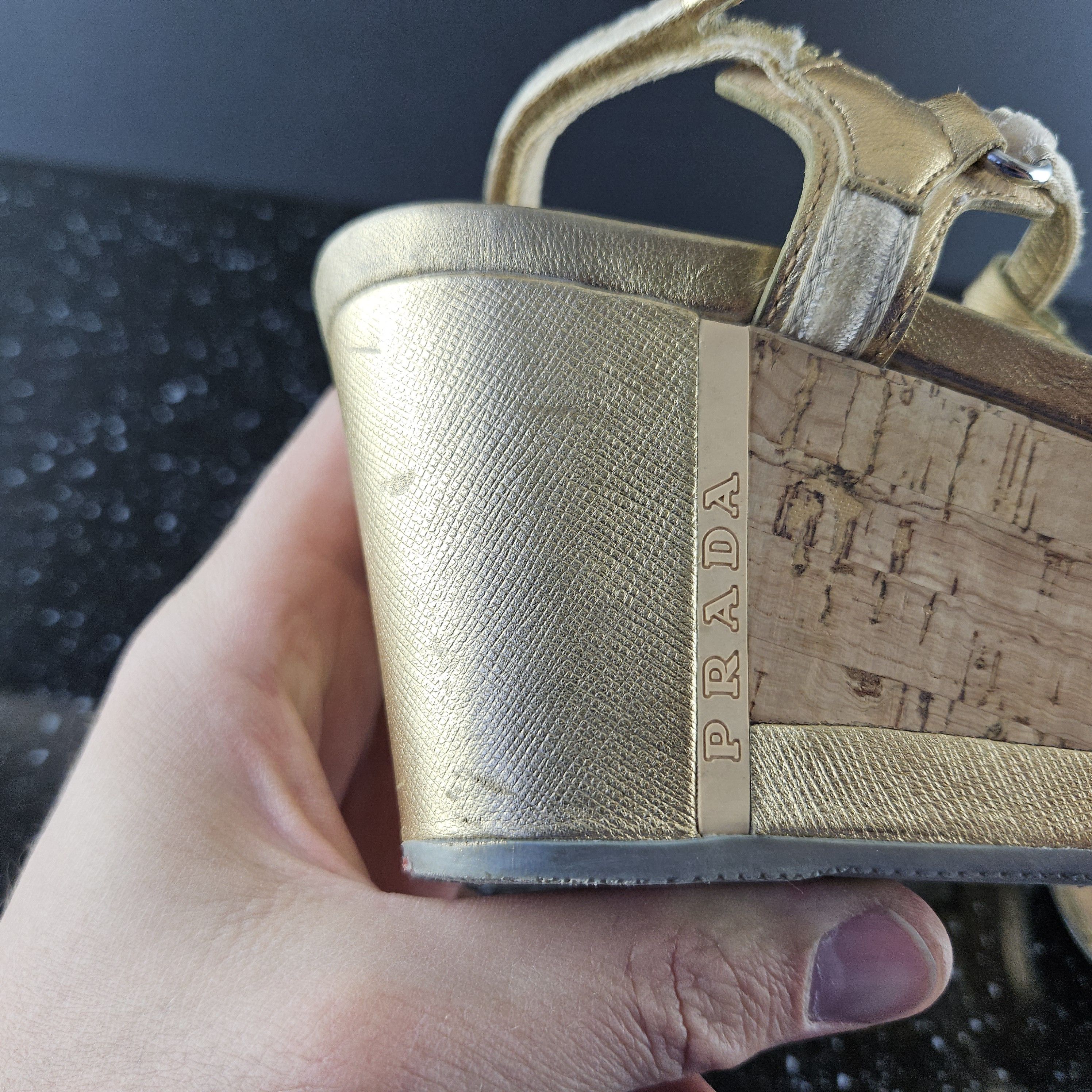 Prada Prada gold platform sandals Cork Sz 39.5 Size US 9.5 / IT 39.5 - 15 Thumbnail