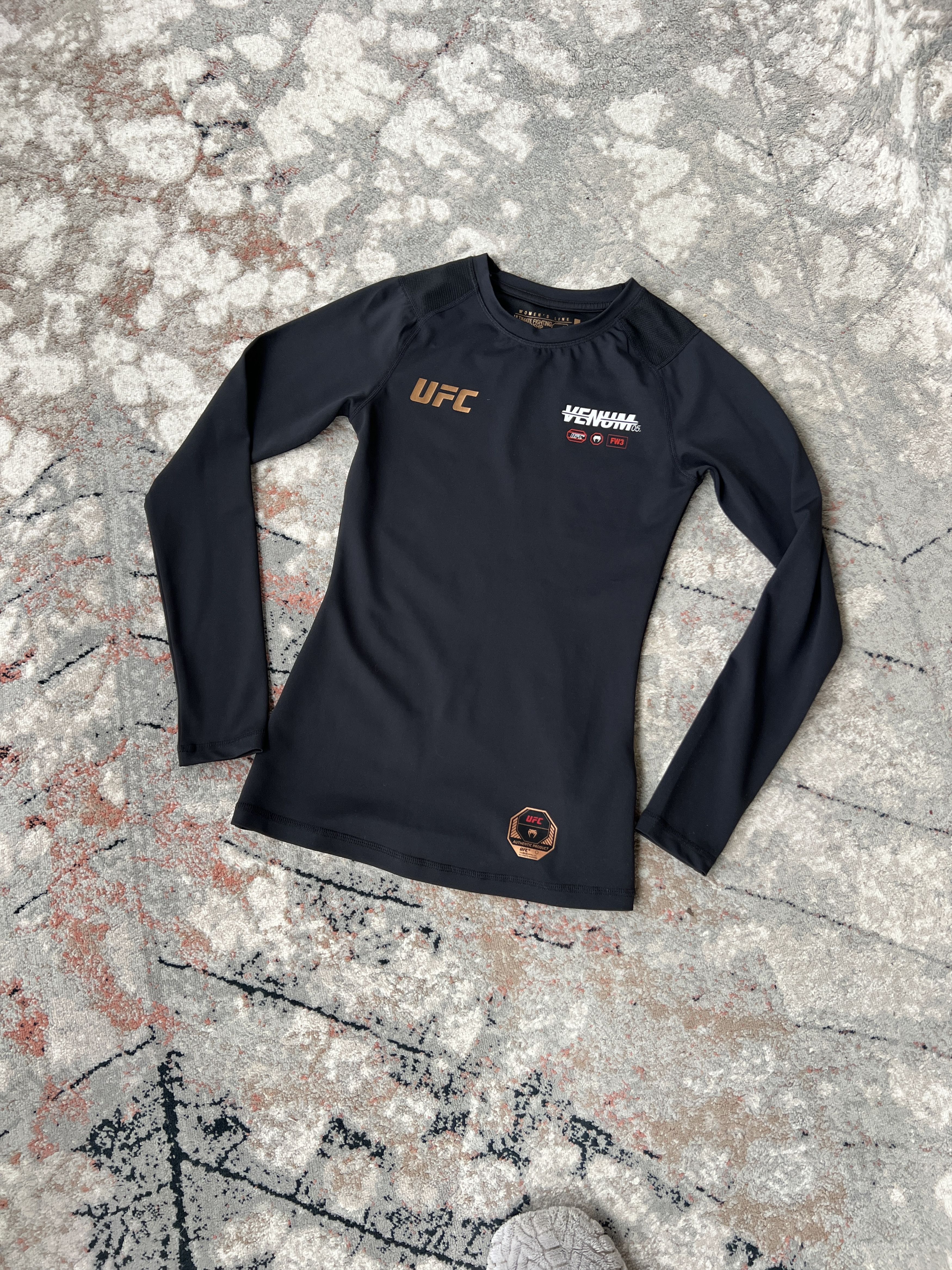 UFC Venum Performance UFC Long Sleeve Size M / US 6-8 / IT 42-44 - 1 Thumbnail