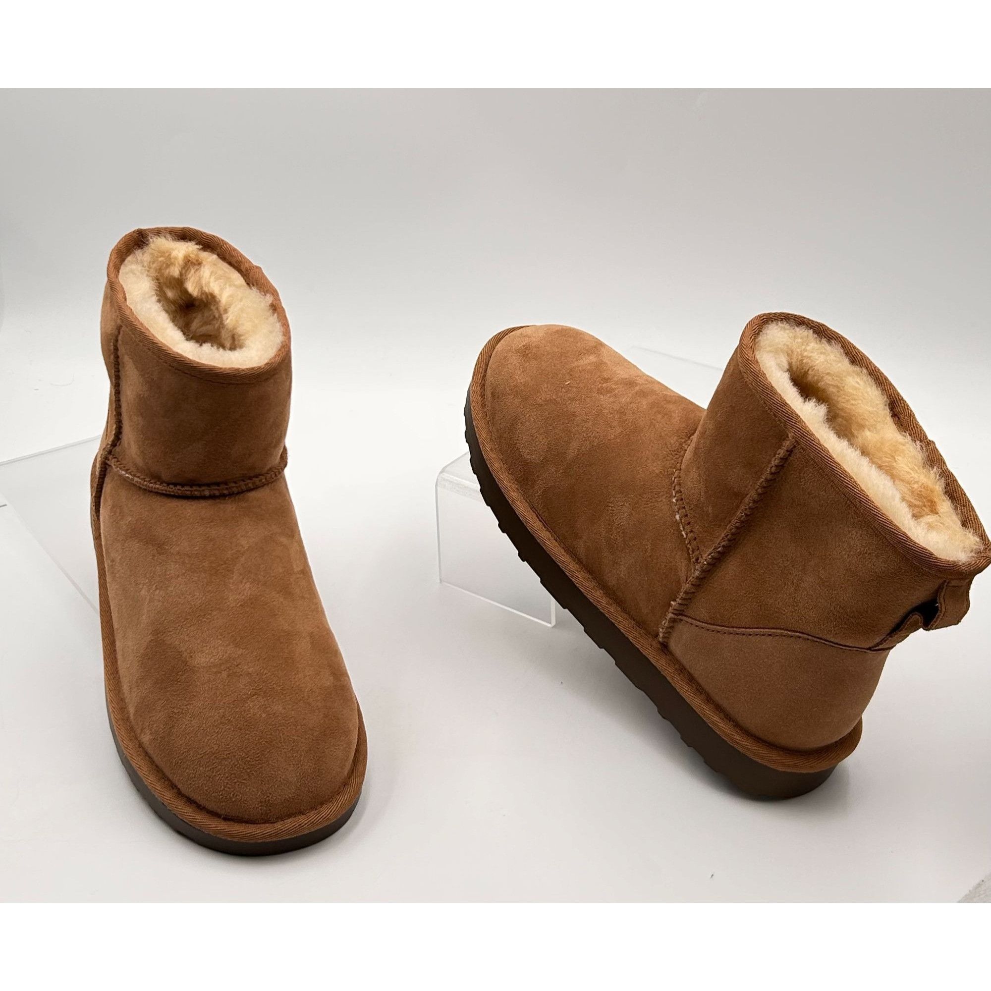 Kirkland Signature Kirkland Signature Shearling Boots Women 9 Tan Suede Winter Size US 9 / IT 39 - 2 Thumbnail