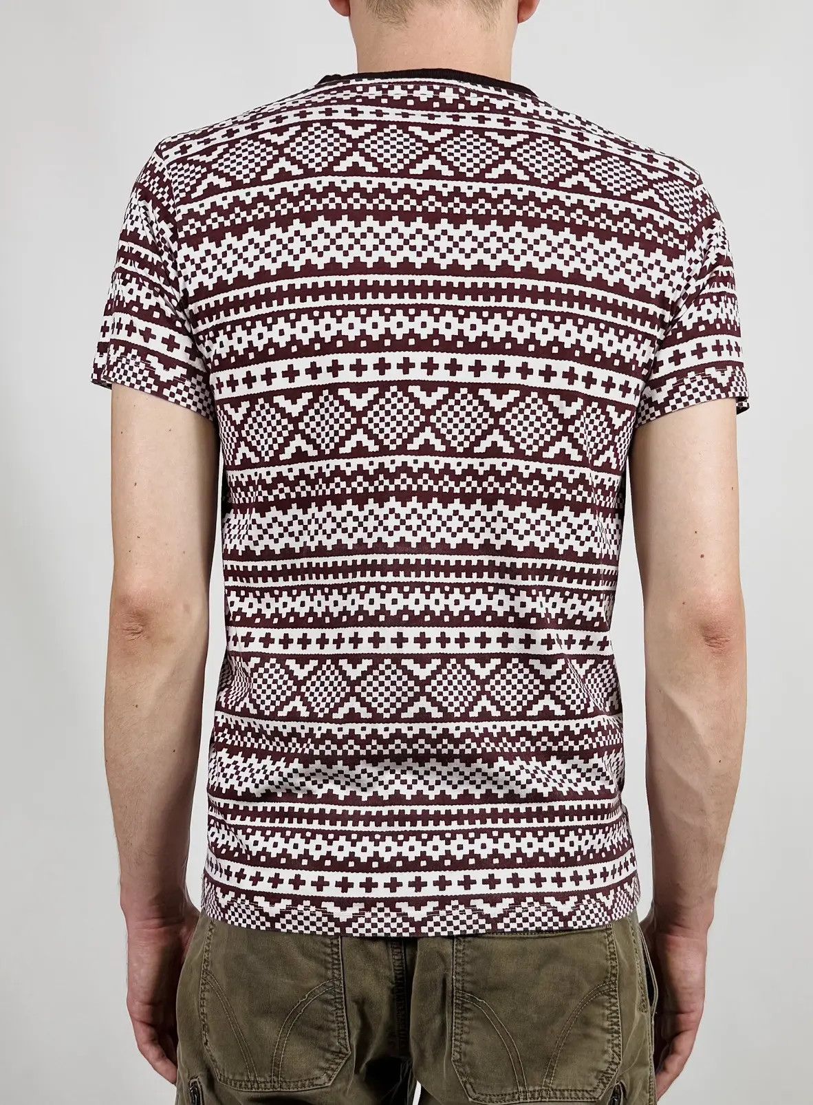 Japanese Brand Eley Kishimoto Aztec Print T-Shirt Tee Size US M / EU 48-50 / 2 - 4 Thumbnail