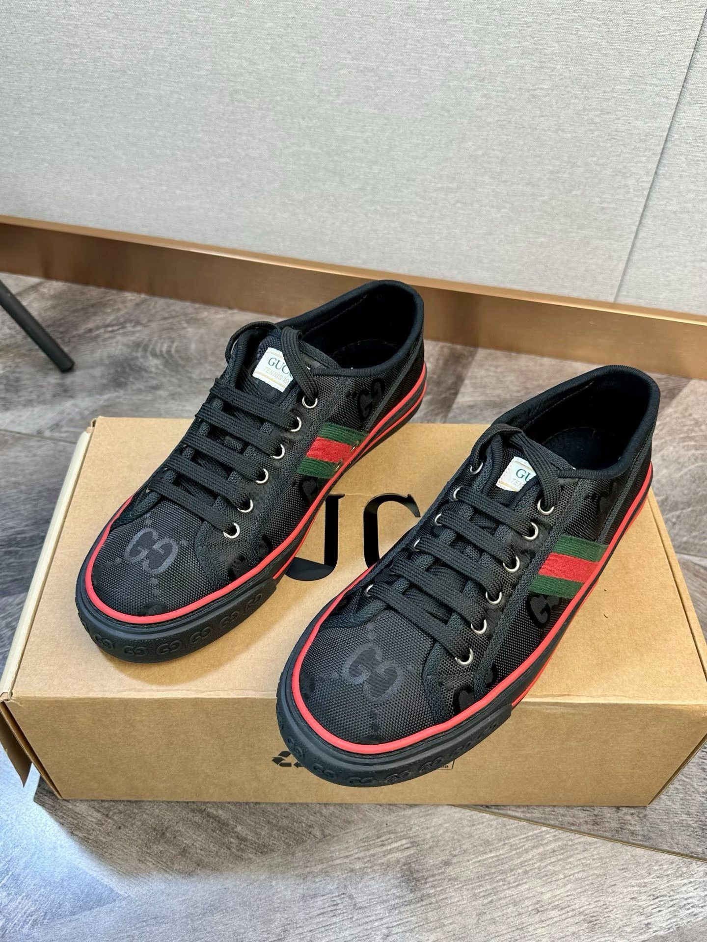Gucci Gucci 1977 Canvas Sneakers Size US 5.5 / IT 35.5 - 1 Thumbnail