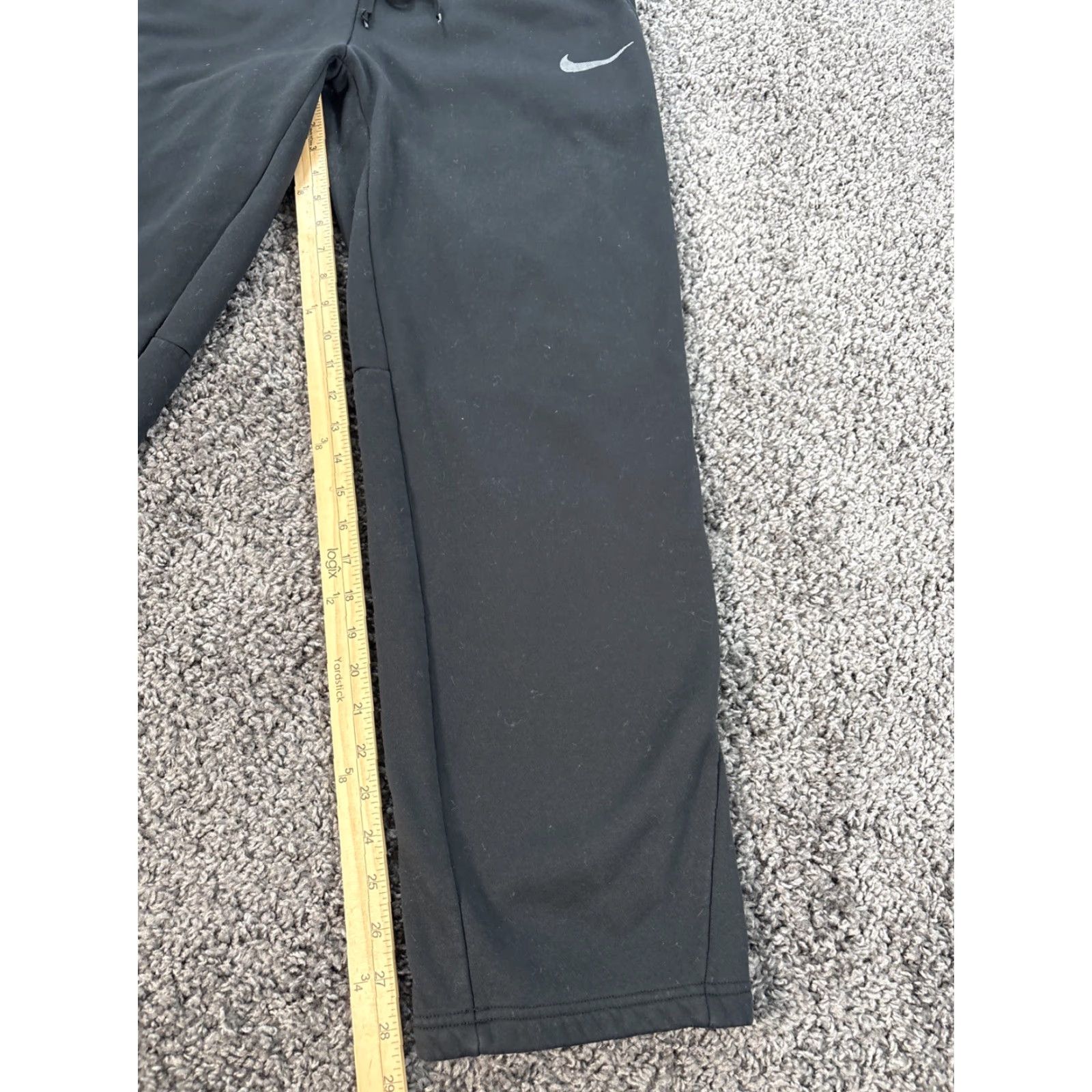 Nike Nike Therma Pants Mens Large Black DQ5405-010 Jogger Tapered Athletic Zip Pocket Pockets Fleece 29in Inseam Thermal Size US 33 - 2 Thumbnail