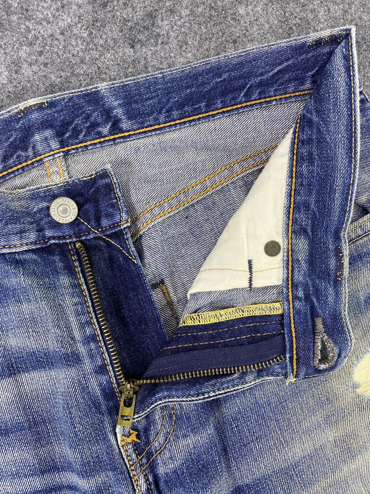 Jean × Levi's × Vintage Vintage Levis 502 Distressed Blue Wash Jeans-J967 Size US 34 / EU 50 - 5 Thumbnail