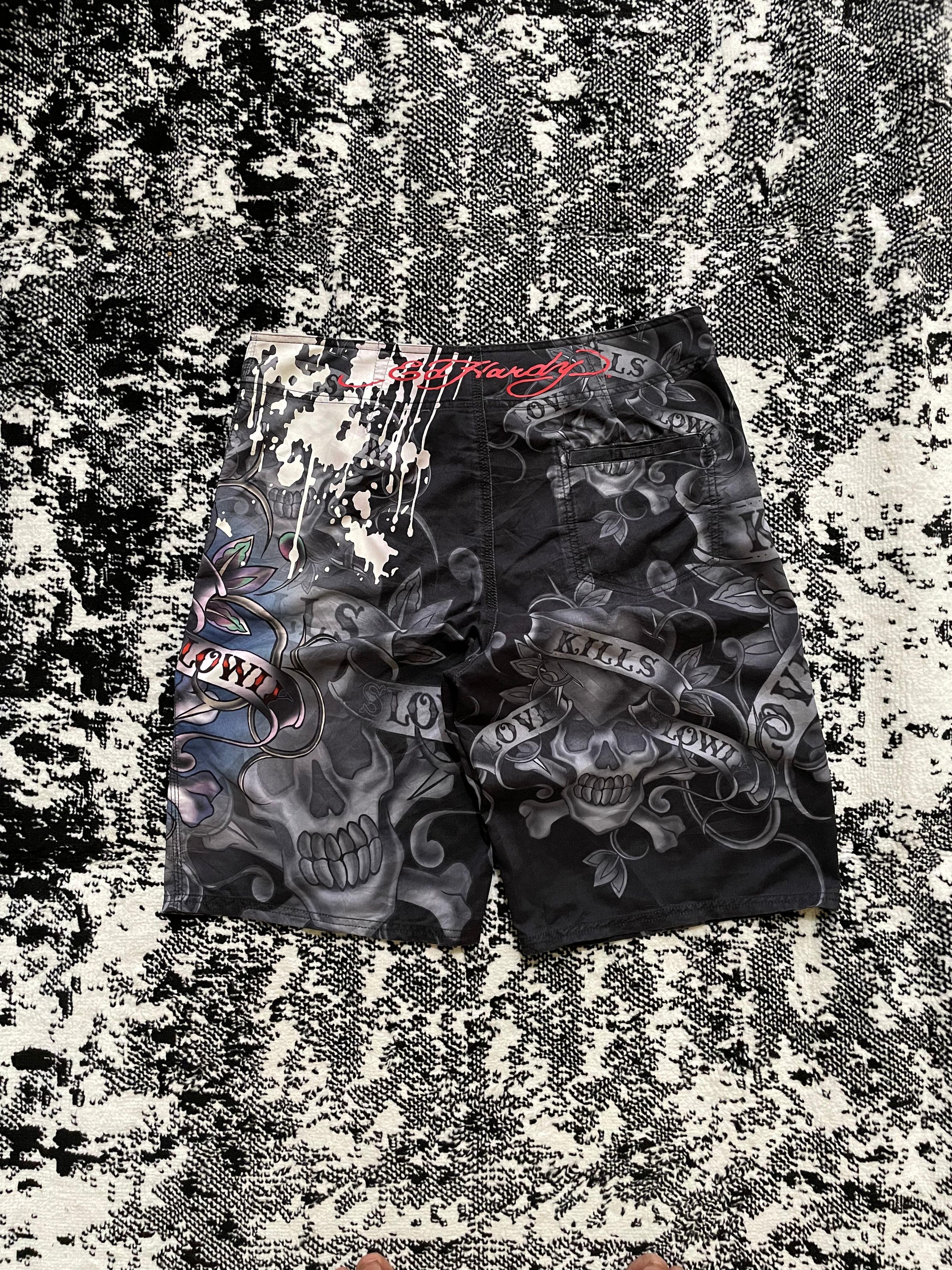 Ed Hardy Ed Hardy shorts black tattoo skull Size US 36 / EU 52 - 4 Thumbnail
