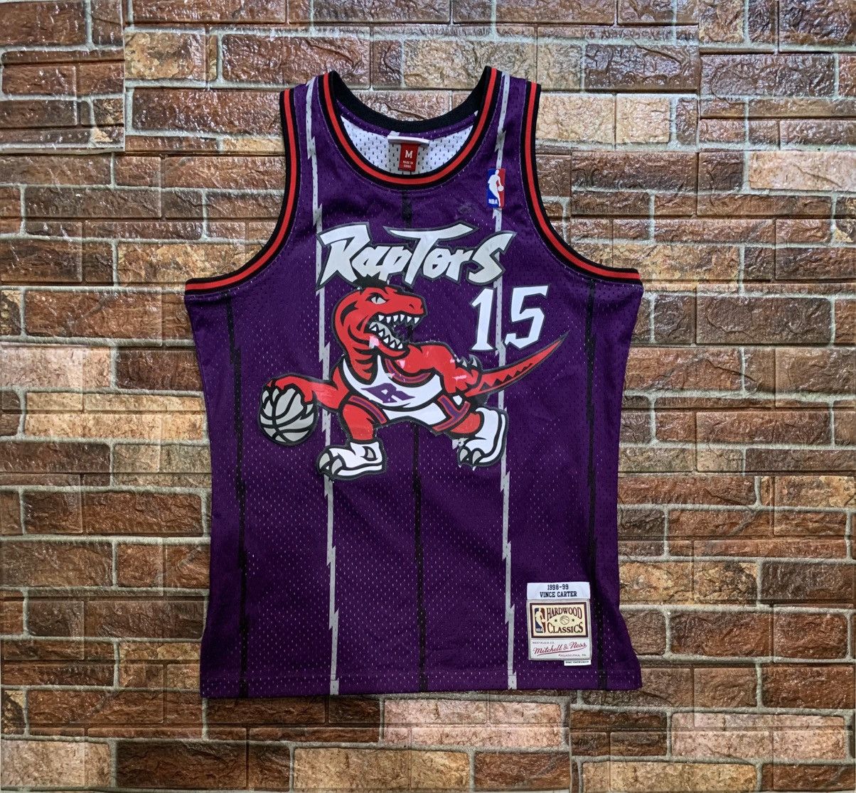 Mitchell & Ness Toronto Raptors Vince carter jersey Size US M / EU 48-50 / 2 - 1 Thumbnail