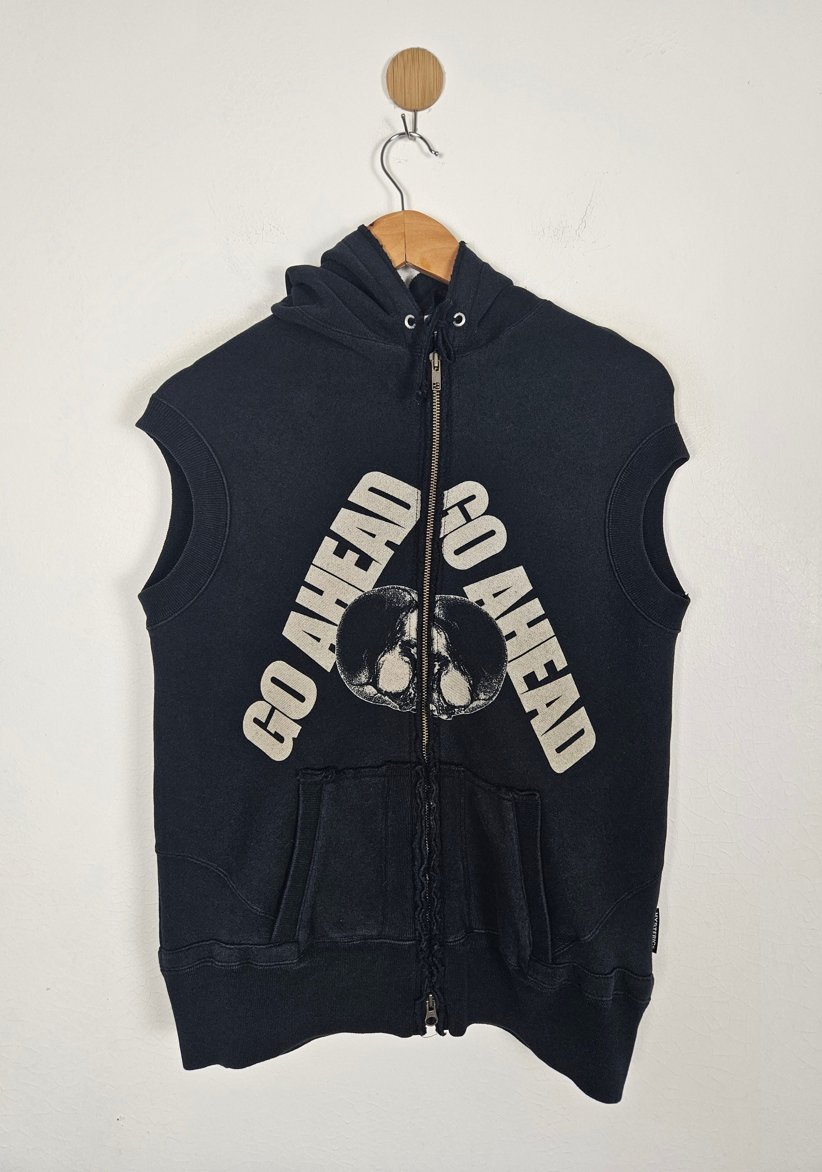 Hysteric Glamour GO AHEAD　スカル　パーカー　ベロア STYLING | HYSTERIC GLAMOUR ONLINE STORE ヒステリックグラマー