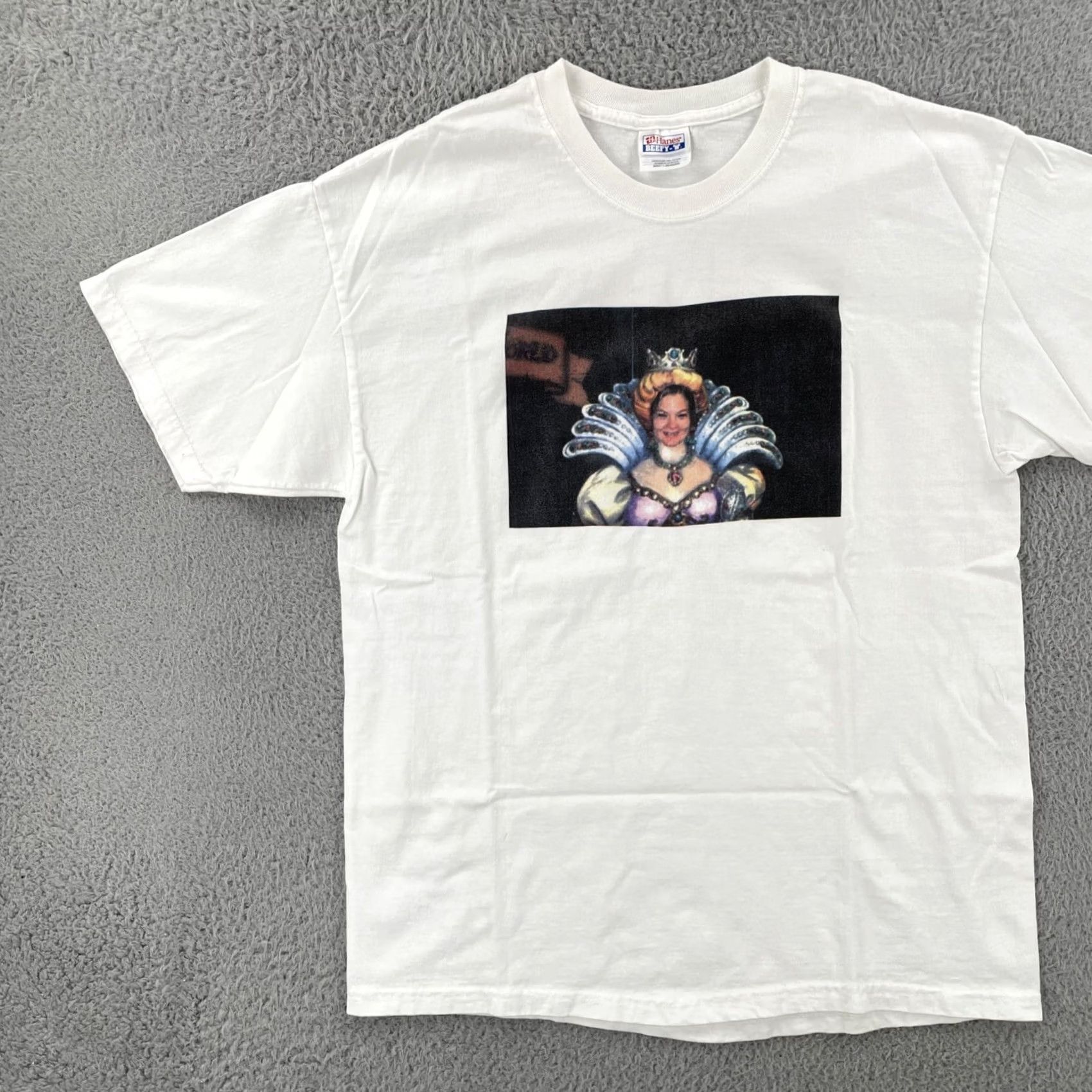 Hanes Vtg Hanes Beefy-T Shirt Large White 90s Y2K Graphic Print Men Lady In Costume Size US L / EU 52-54 / 3 - 3 Thumbnail