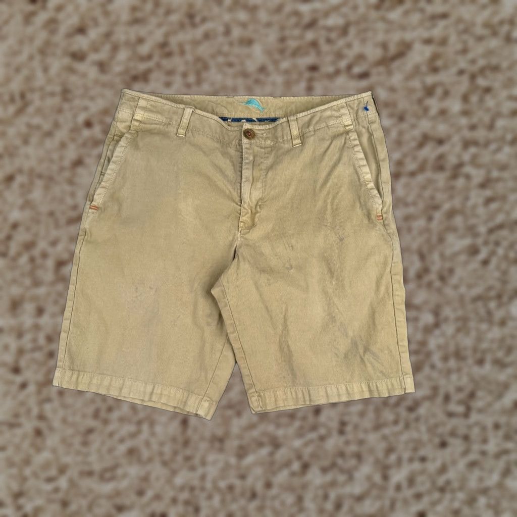 Tommy Bahama Tommy Bahama Shorts Men 33 Beige Chino Flat Front Cotton Blend 10" Casual Designer Size US 33 - 1 Thumbnail