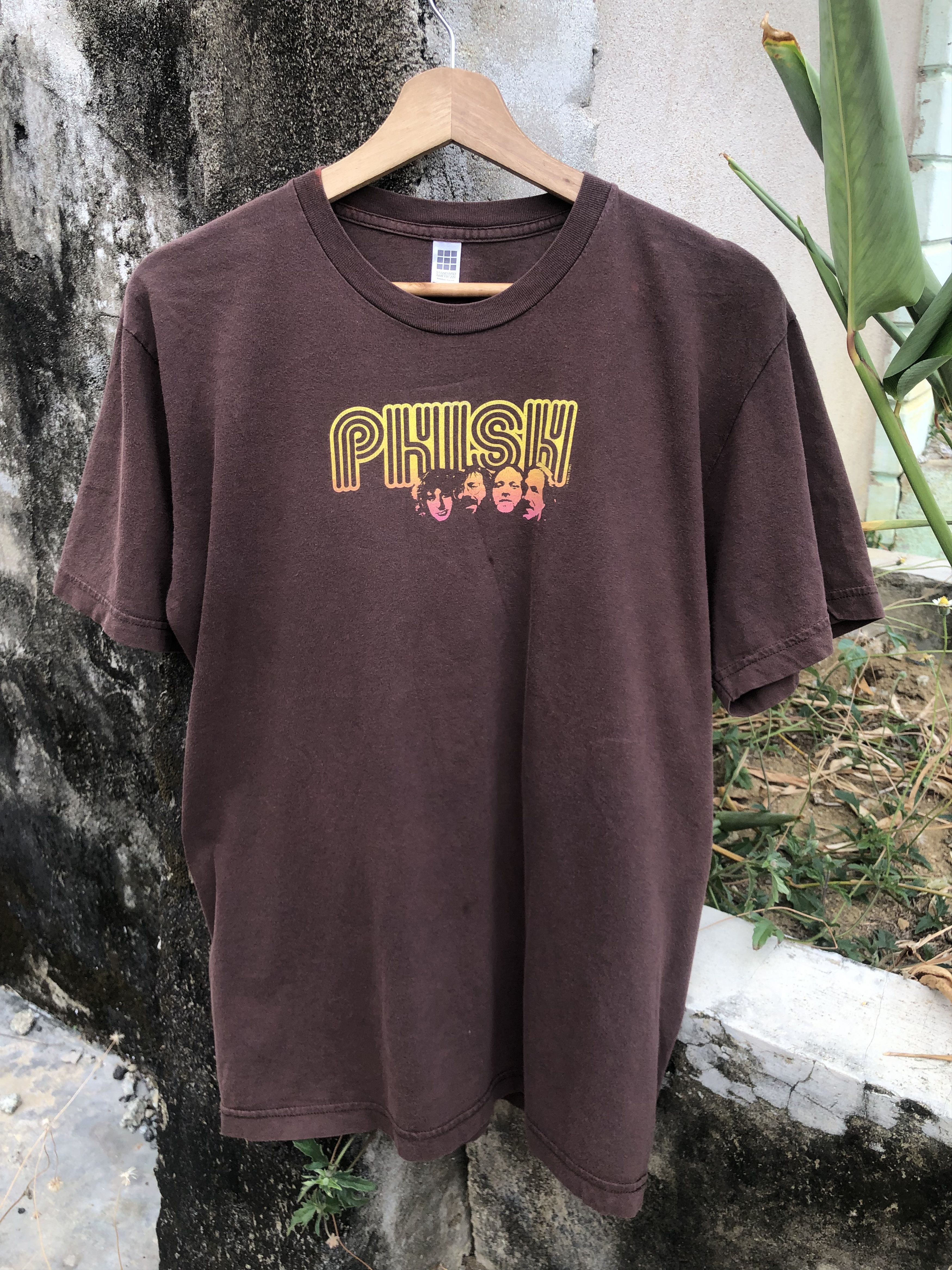 Band Tees 2003 vintage Phish graphic T-shirt Size US M / EU 48-50 / 2 - 2 Thumbnail