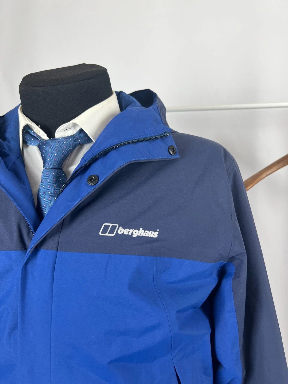 Berghaus Berghaus Hydroshell Hooded Blue Outdoor Insulated Jacket Size US M / EU 48-50 / 2 - 2 Thumbnail