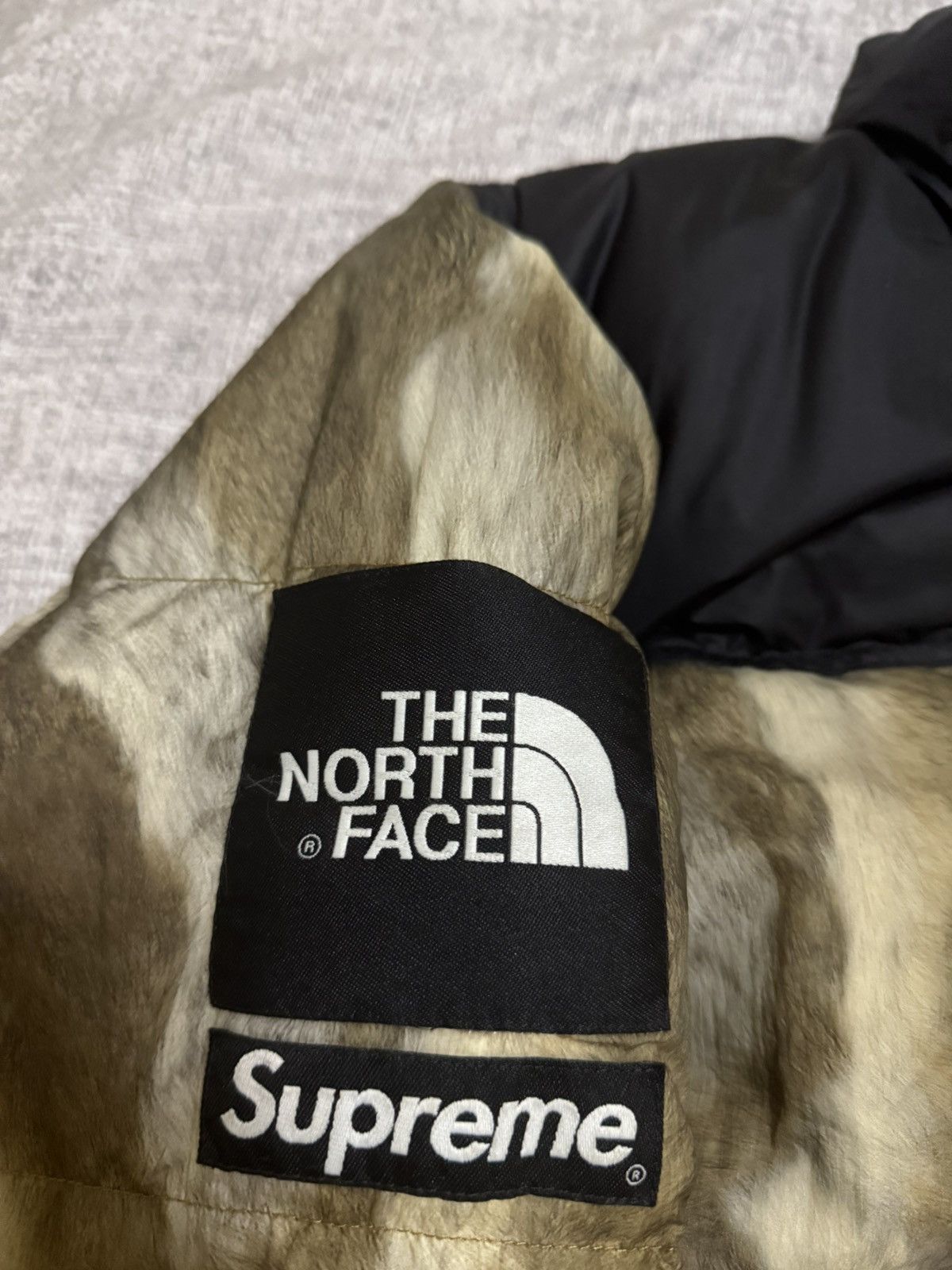 Supreme × The North Face Supreme tnf North face Fur print nuptse jacket Size US L / EU 52-54 / 3 - 3 Thumbnail