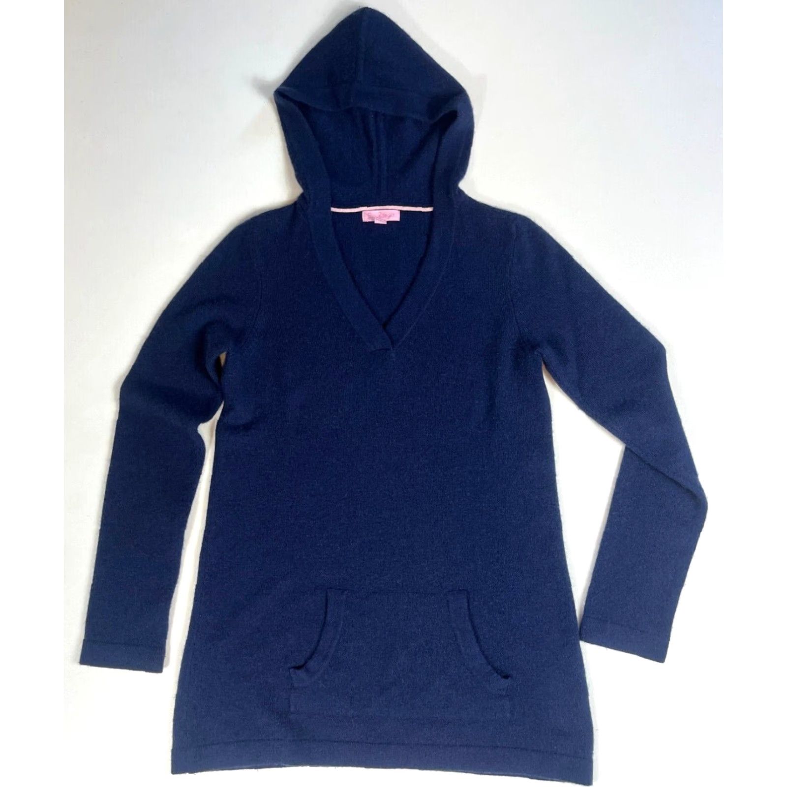 Lilly Pulitzer VINTAGE Lilly Pulitzer Women's Cashmere Hooded Pullover Sweater Navy S Size S / US 4 / IT 40 - 3 Thumbnail