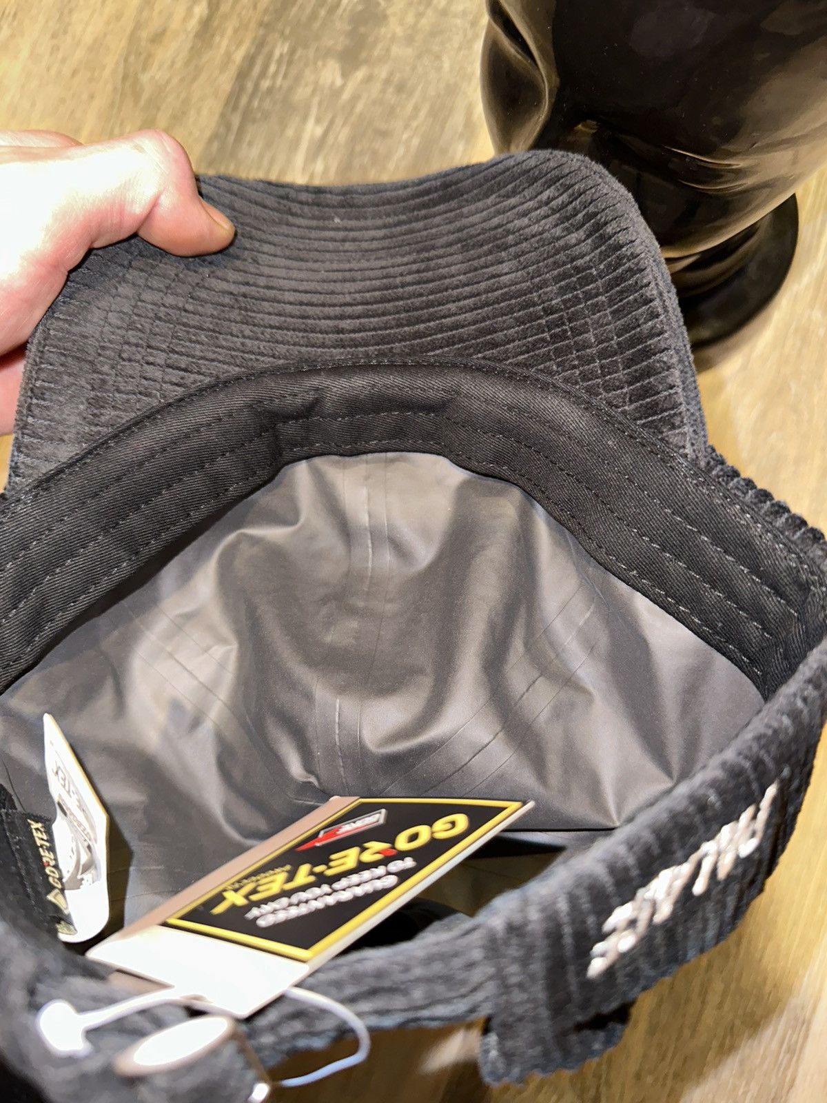 Goretex × Palace Palace Goretex P logo corduroy hat Size ONE SIZE - 7 Thumbnail
