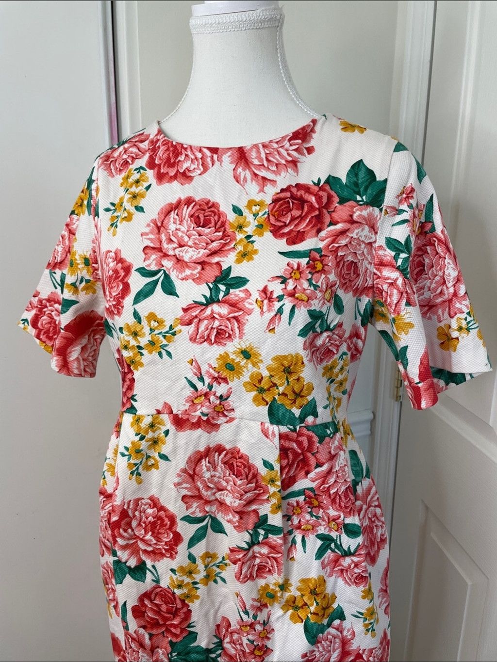 Asos NWT ASOS Maternity Wiggle Floral Midi Dress 6 Size M / US 6-8 / IT 42-44 - 5 Thumbnail