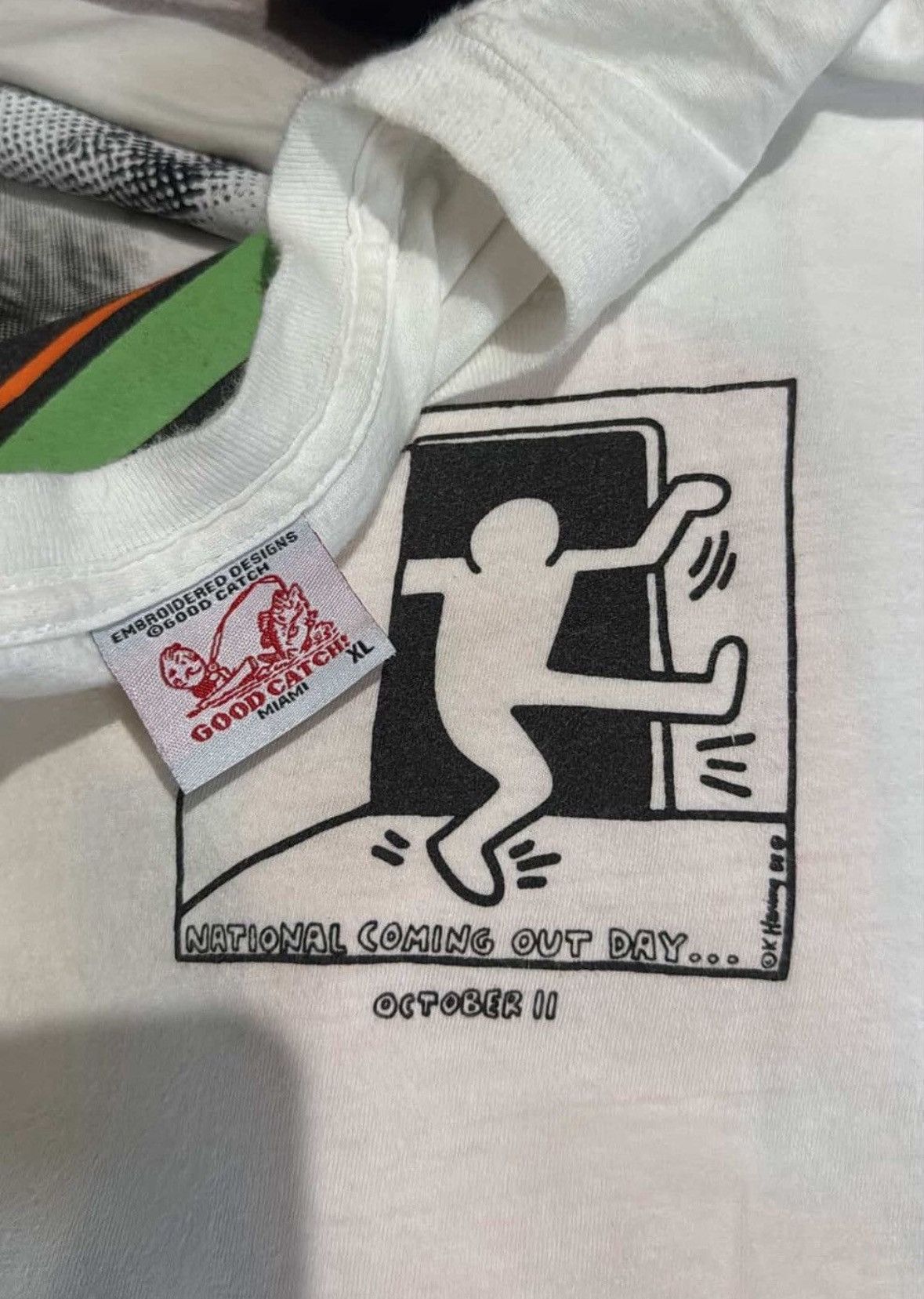 Keith Haring Vintage Keith haring national coming out day tshirt Size US XL / EU 56 / 4 - 4 Thumbnail