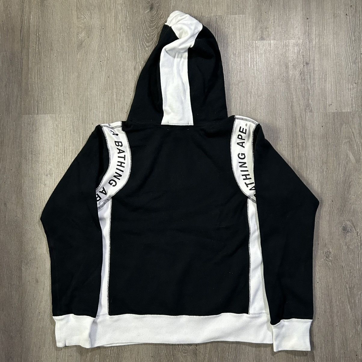 Bape BAPE Pullover Hoodie Size US S / EU 44-46 / 1 - 4 Thumbnail