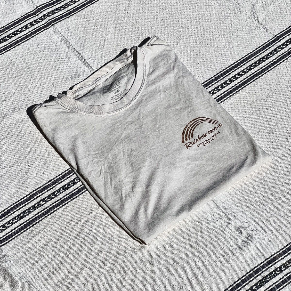 Other Rainbow Drive-In Tee Size US L / EU 52-54 / 3 - 1 Thumbnail