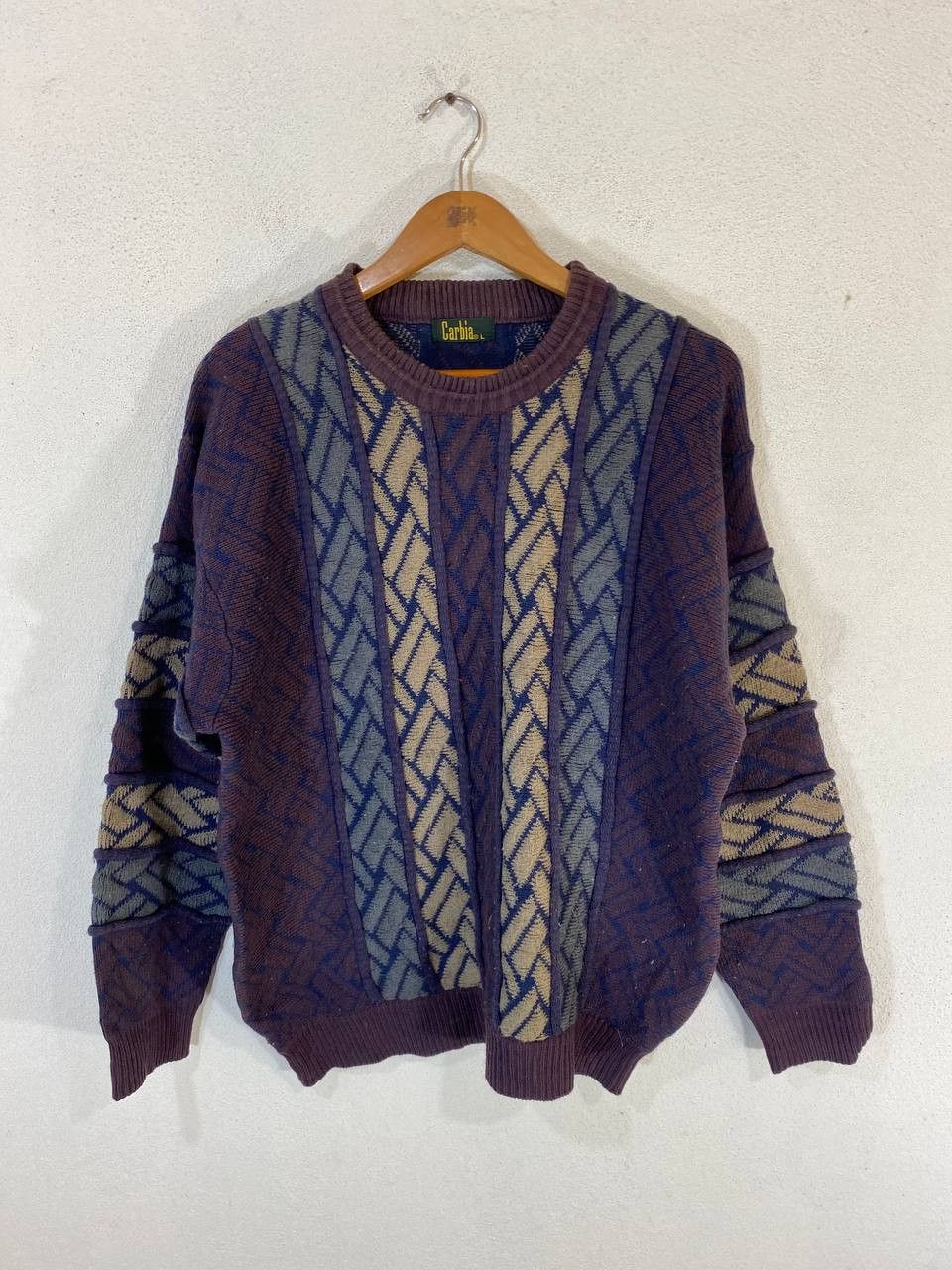 Japanese Brand vintage japanese brand knitwear very nice design Size US L / EU 52-54 / 3 - 1 Thumbnail