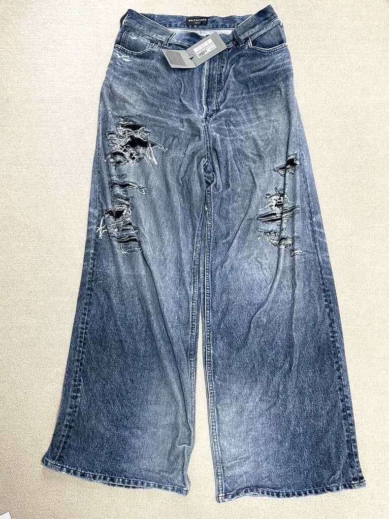 Balenciaga Balenciaga size M Ice Blue 3D Print Destruction Jeans Print Size US 27 - 1 Thumbnail