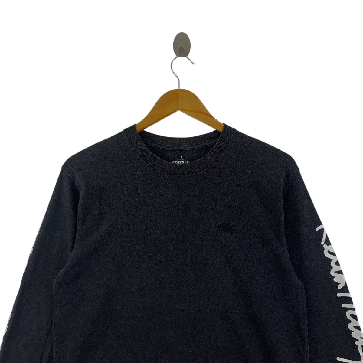 Keith Haring × Uniqlo KEITH HARING x UNIQLO MOMA Special Edition Tattoo Tee Shirt Size M / US 6-8 / IT 42-44 - 2 Thumbnail