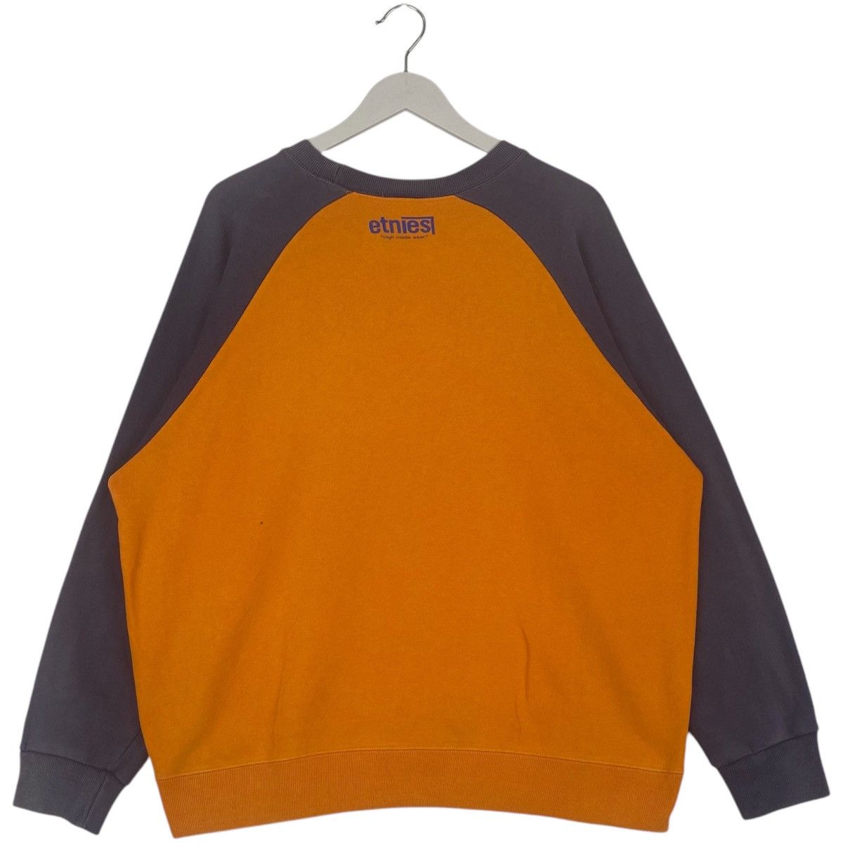Vintage Vintage Etnies Printed Crewneck Sweatshirt Orange Size L Size US L / EU 52-54 / 3 - 7 Thumbnail
