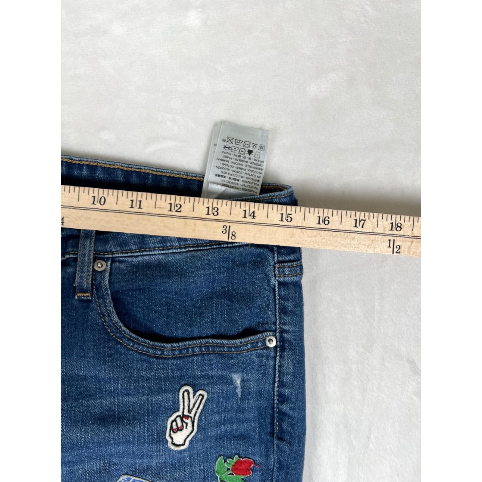 Levi's Levi's Jeans Women's 31 Blue Skinny Distressed Patchwork Denim Patches Slim Regular 30 In Inseam Size 24" / US 00 / IT 34 - 7 Thumbnail
