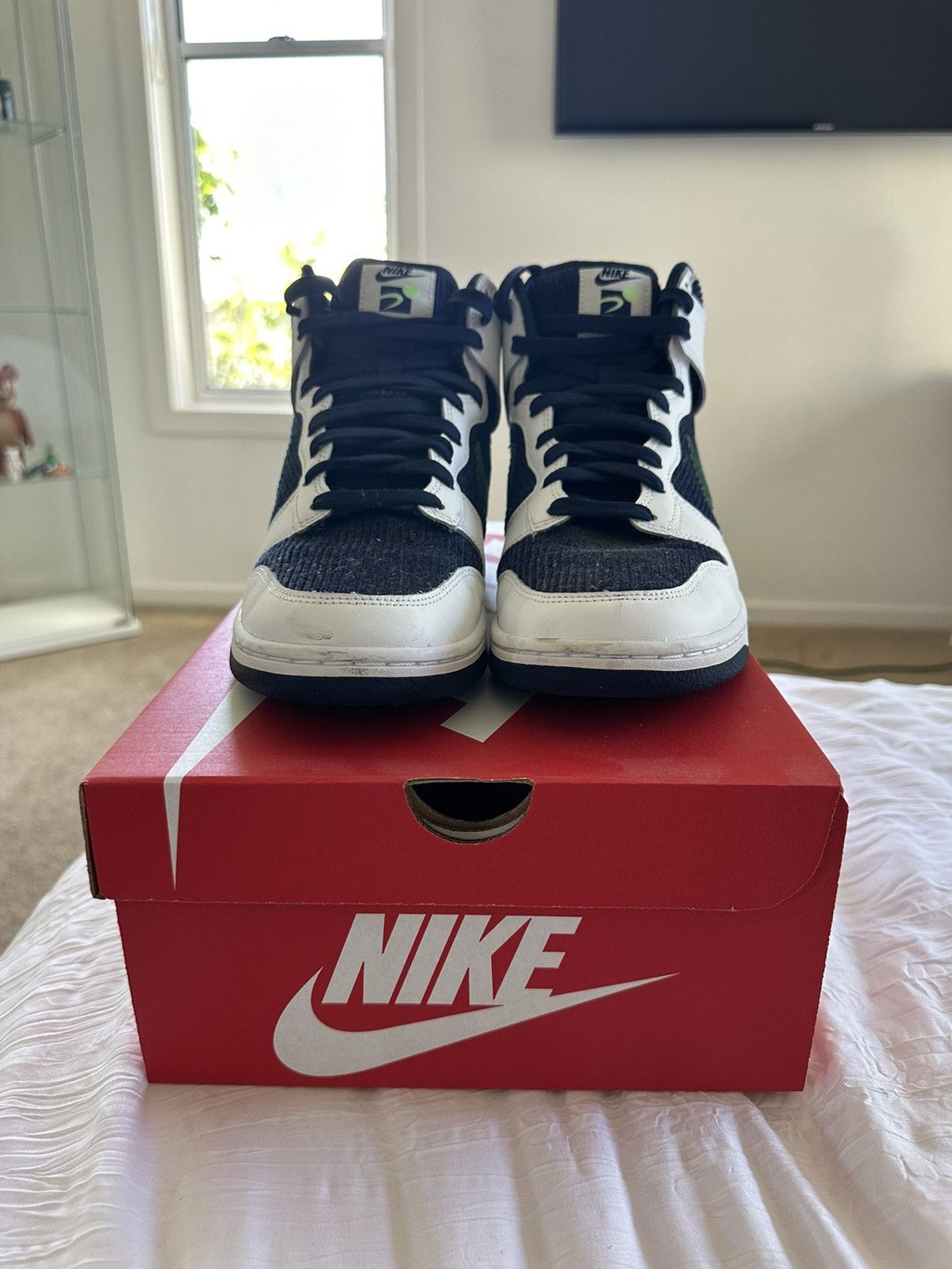Nike NIKE DUNK HI PRM EMB Size US 10 / EU 43 - 2 Thumbnail