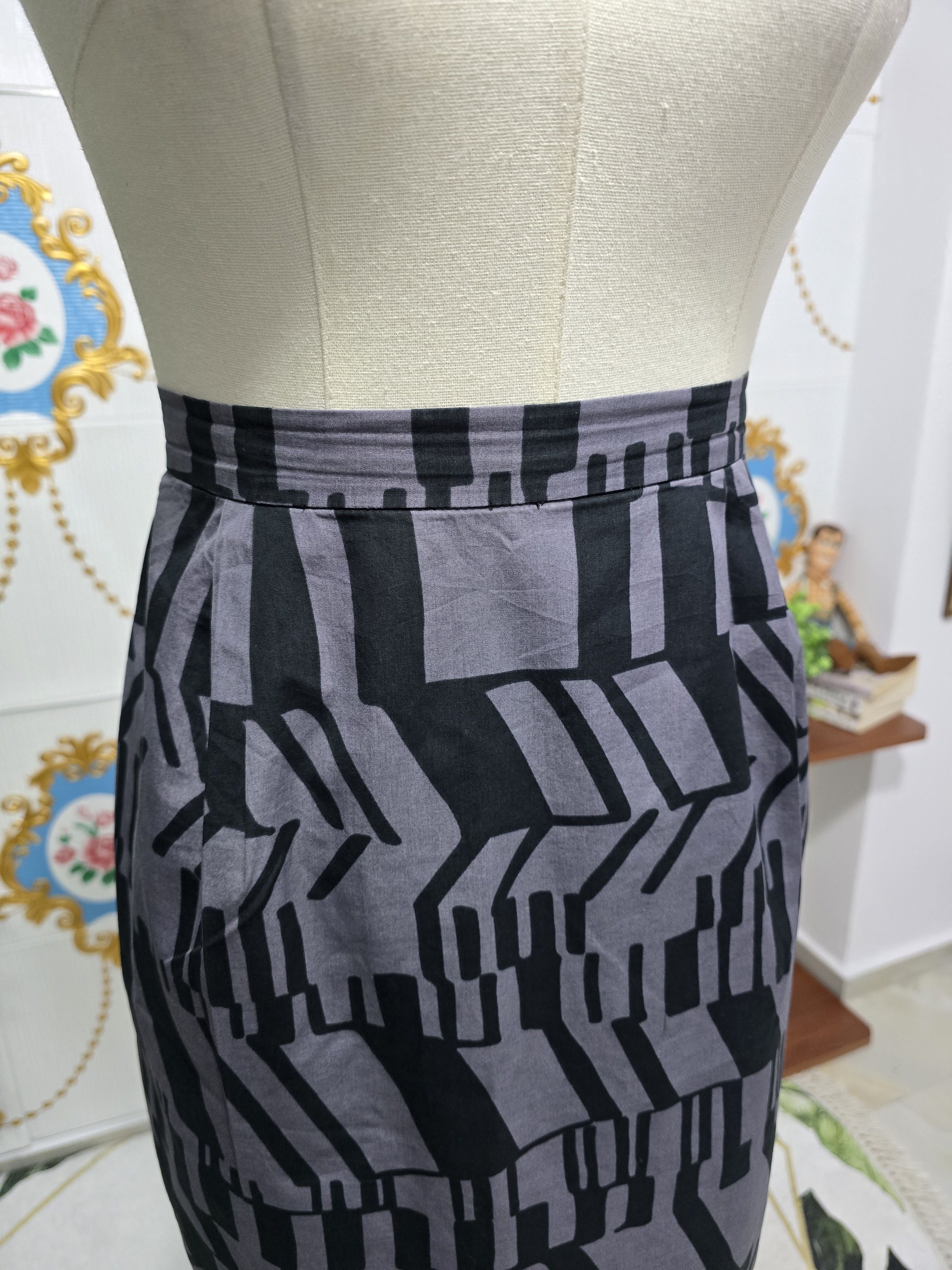 Miu Miu Miu miu skirts very rare midium Size 30" / US 8 / IT 44 - 11 Thumbnail