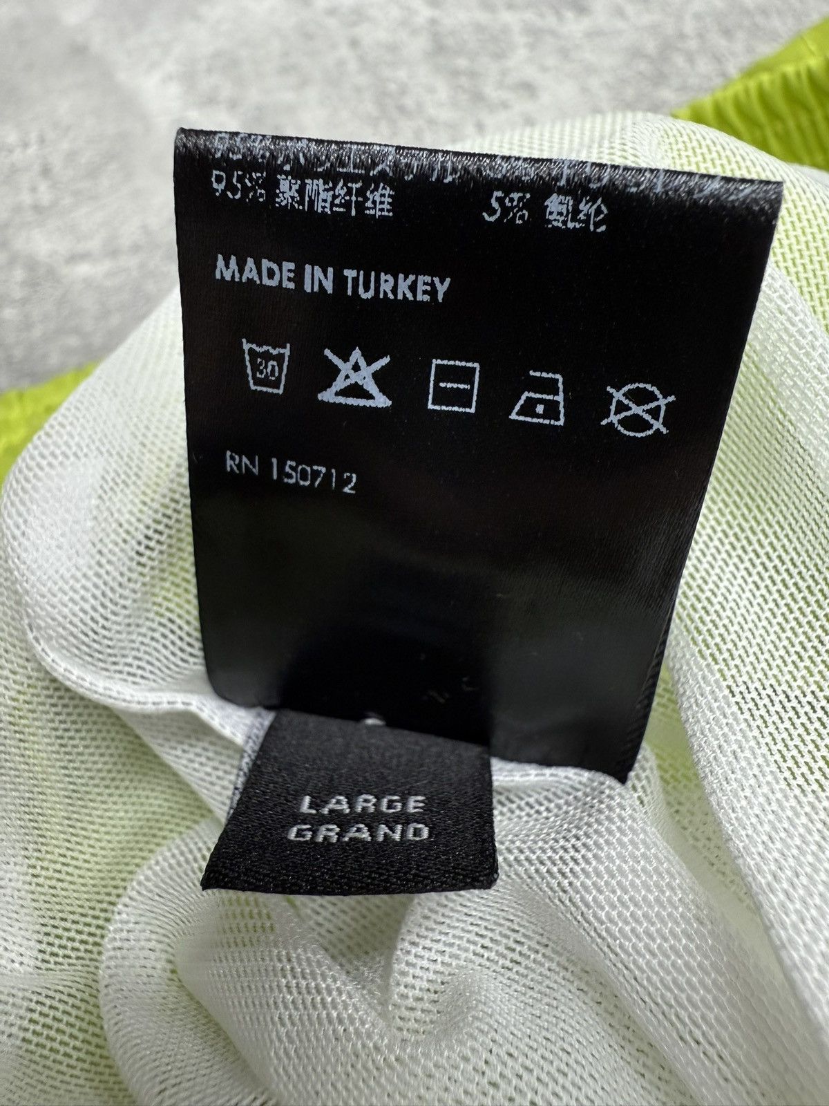 Amiri Amiri MA Bar Logo Swim Shorts Lime. Size L. BNWT. RRP $575 Size US 34 / EU 50 - 9 Thumbnail