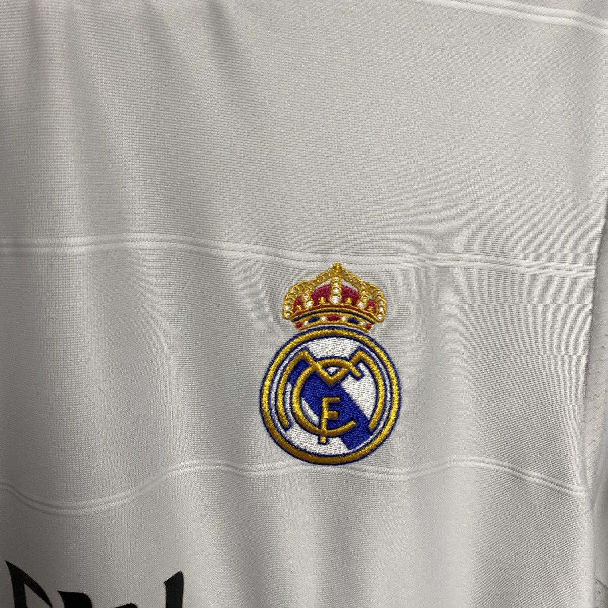 Adidas Vintage Adidas Real Madrid Home 2013 Soccer jersey size M Size US M / EU 48-50 / 2 - 4 Thumbnail