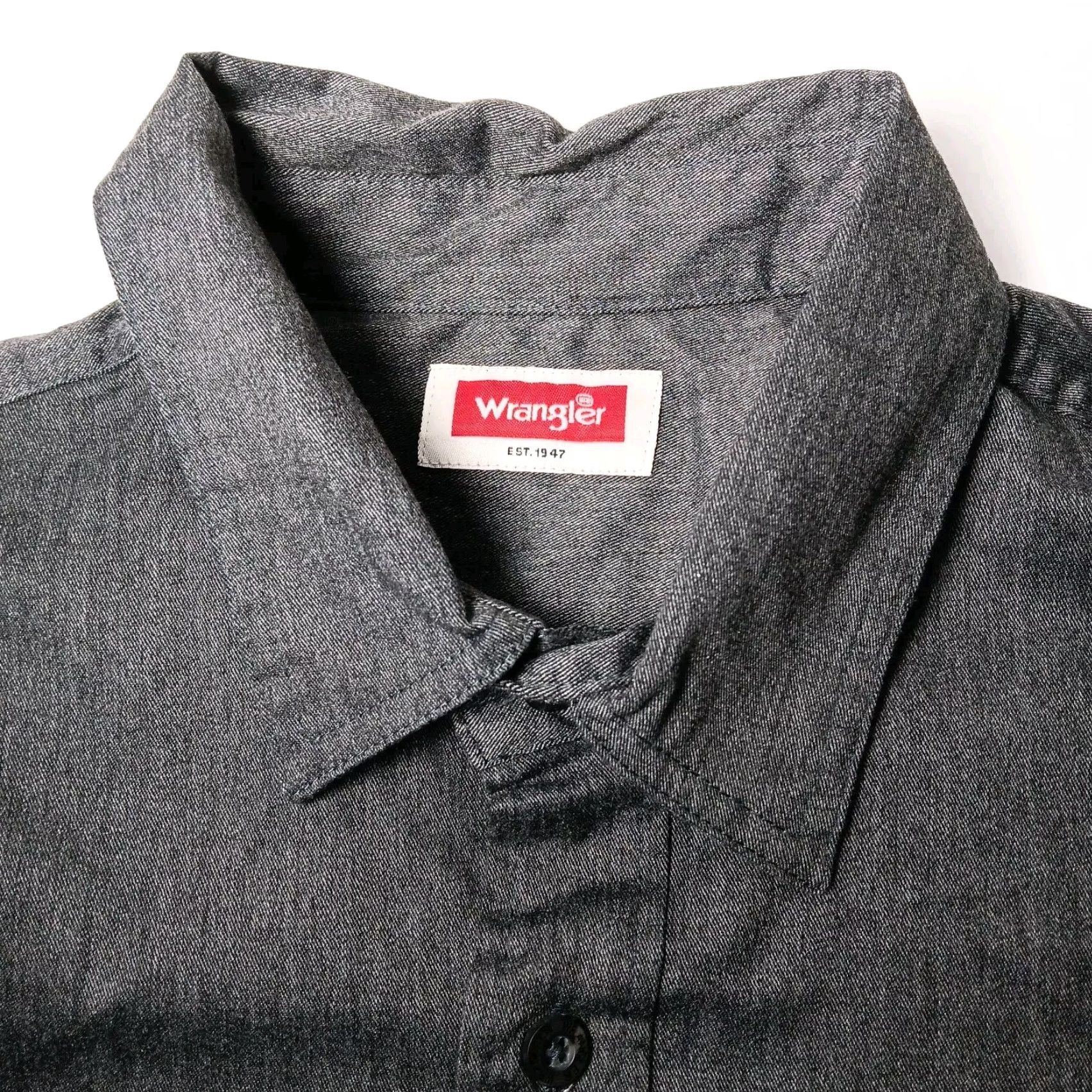 Wrangler VINTAGE Wrangler Work Shirt Men Medium Gray Long Sleeve Button-Up Collared Casual Fall Winter Size US M / EU 48-50 / 2 - 6 Thumbnail