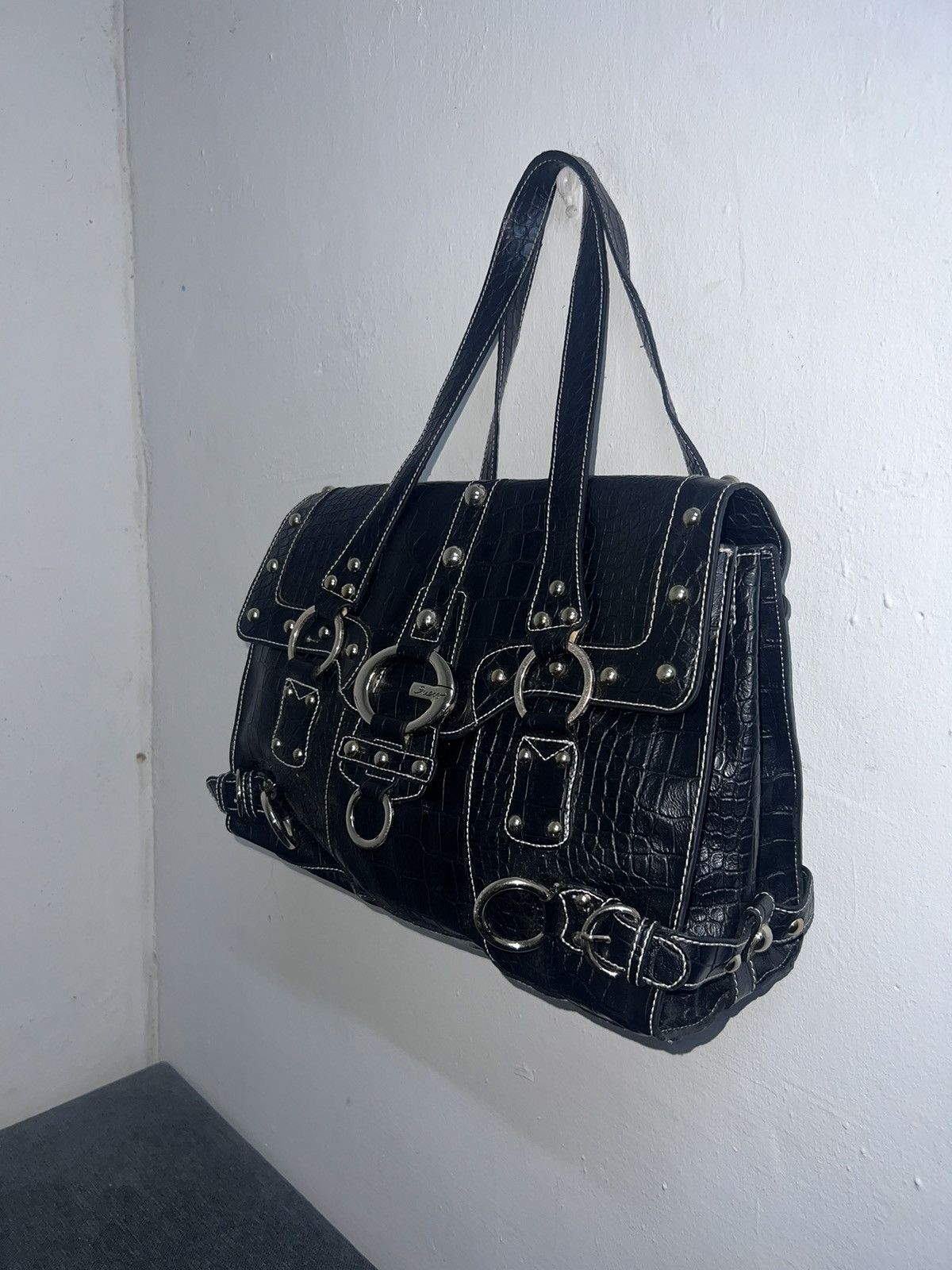Guess VINTAGE GUESS GOTH PATENT LEATHER HANDBAG Size ONE SIZE - 6 Thumbnail