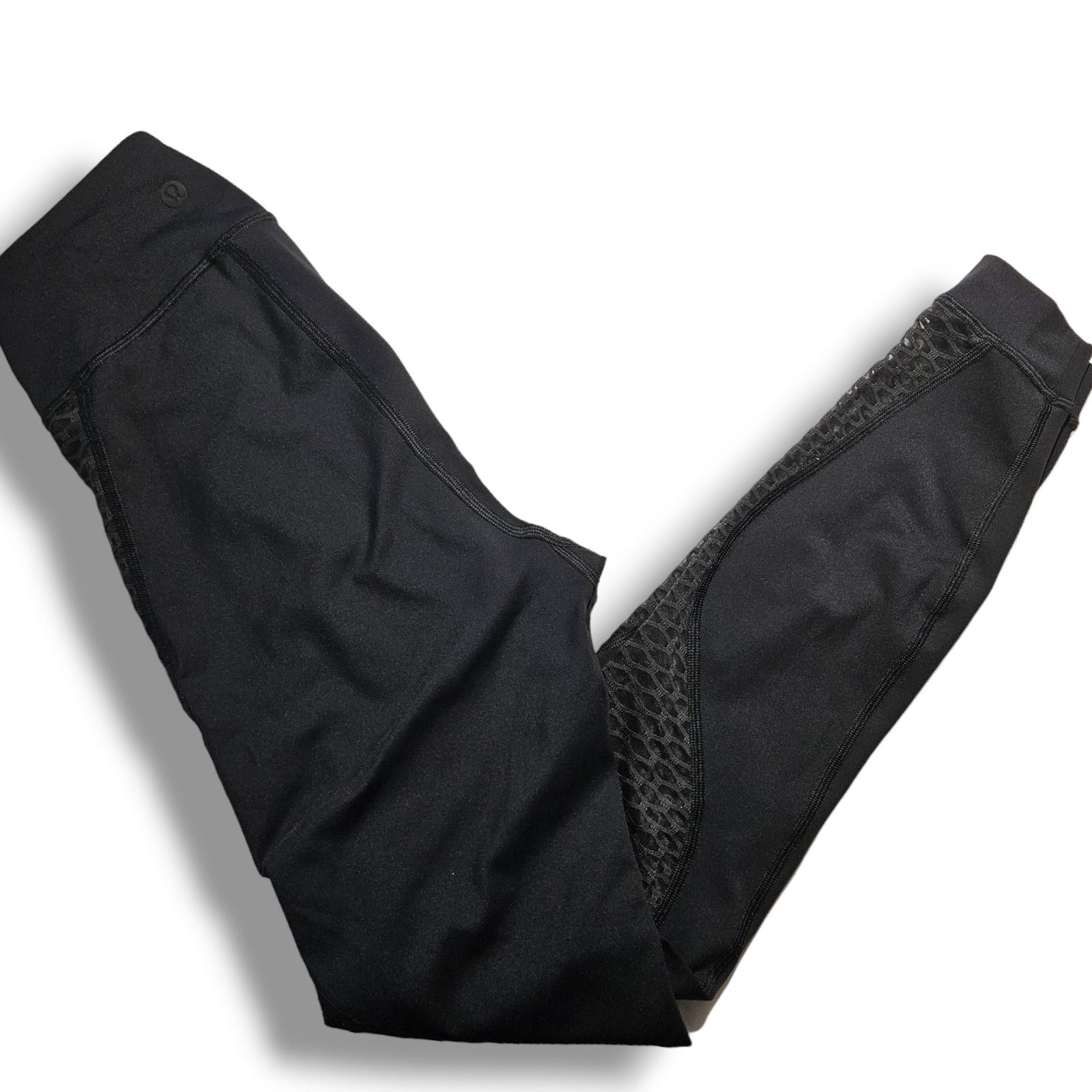Lululemon EUC Lululemon Mesh Side Panel Leggings Sz. 2 [22x26] Black Size 26" / US 2 / IT 38 - 1 Thumbnail