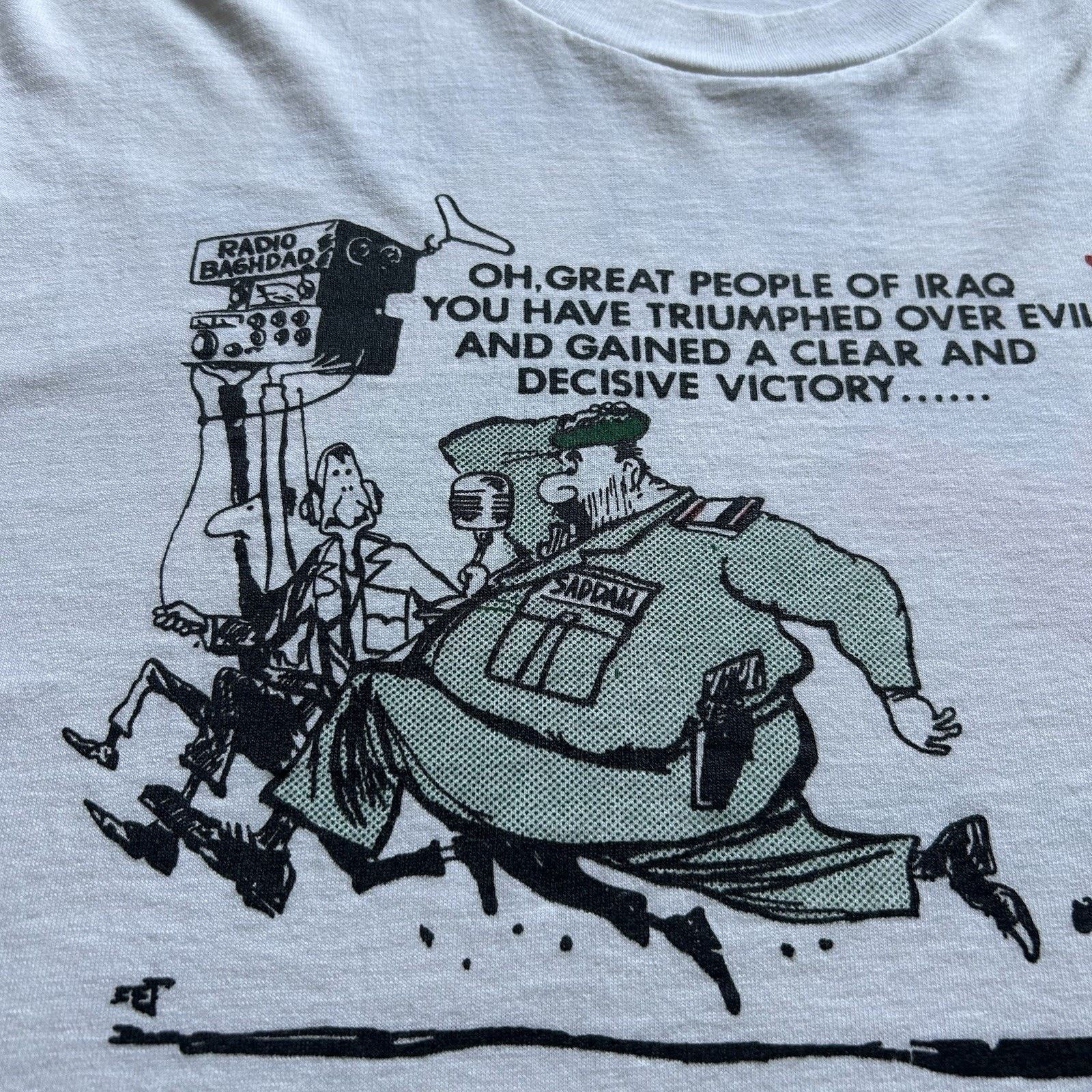 Fruit Of The Loom Vintage 90s Desert Storm Saddam Hussein Art T-Shirt XL Rare Size US XL / EU 56 / 4 - 3 Thumbnail