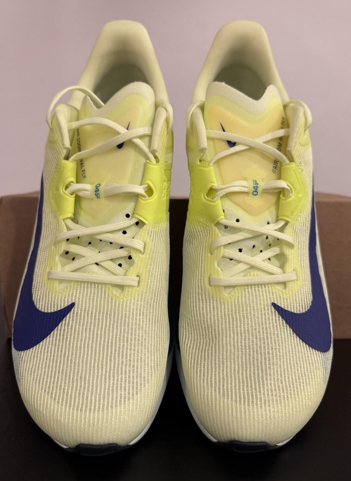 Nike Size 10 - Nike Air Zoom Rival Fly 4 Barely Volt Size US 10 / EU 43 - 4 Thumbnail
