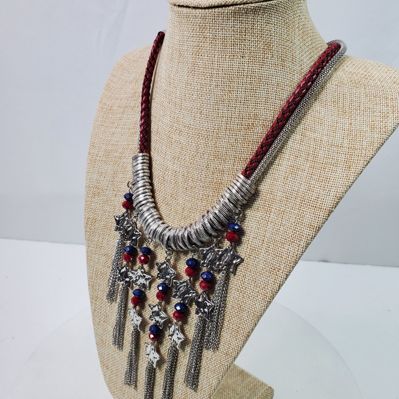 The Unbranded Brand Patriotic Necklace Red white Blue w/ Silver Tone 20 Inch Size ONE SIZE - 3 Thumbnail