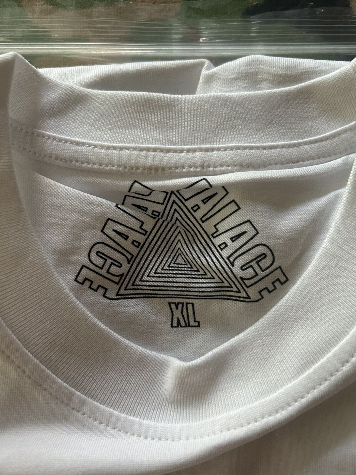 Palace Palace Chi-Ferg Shanghai Exclusive Tri Ferg White XL FW19 Size US XL / EU 56 / 4 - 7 Thumbnail