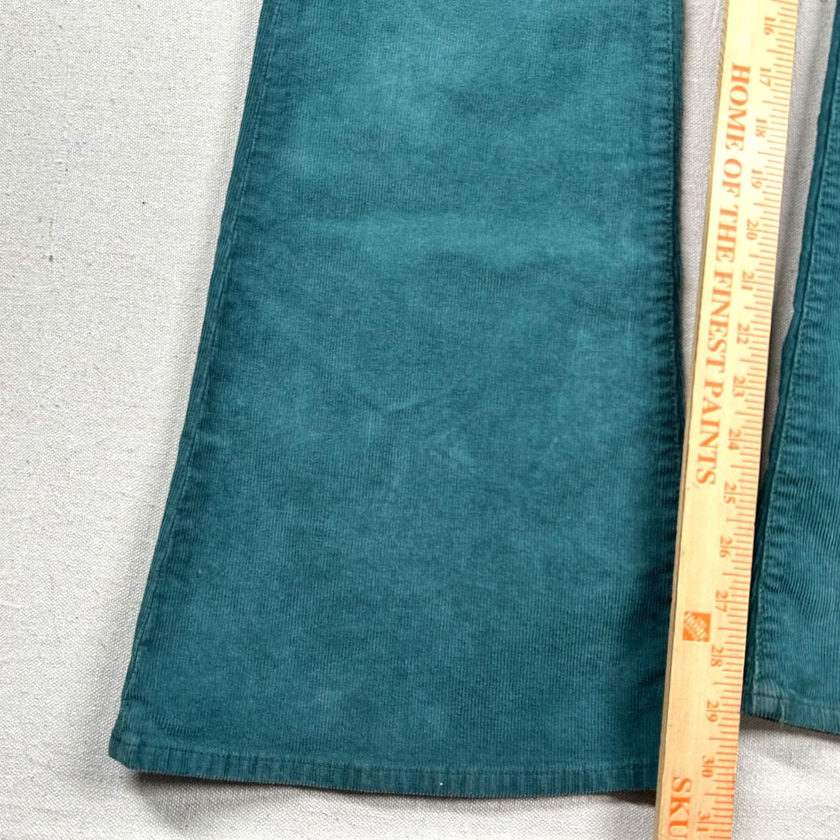 American Eagle Outfitters VINTAGE American Eagle Pants Womens 8 High Rise Flare Corduroy Green Bell Bottom Shirt/ Pants/ Chino? Size 30" / US 8 / IT 44 - 7 Thumbnail