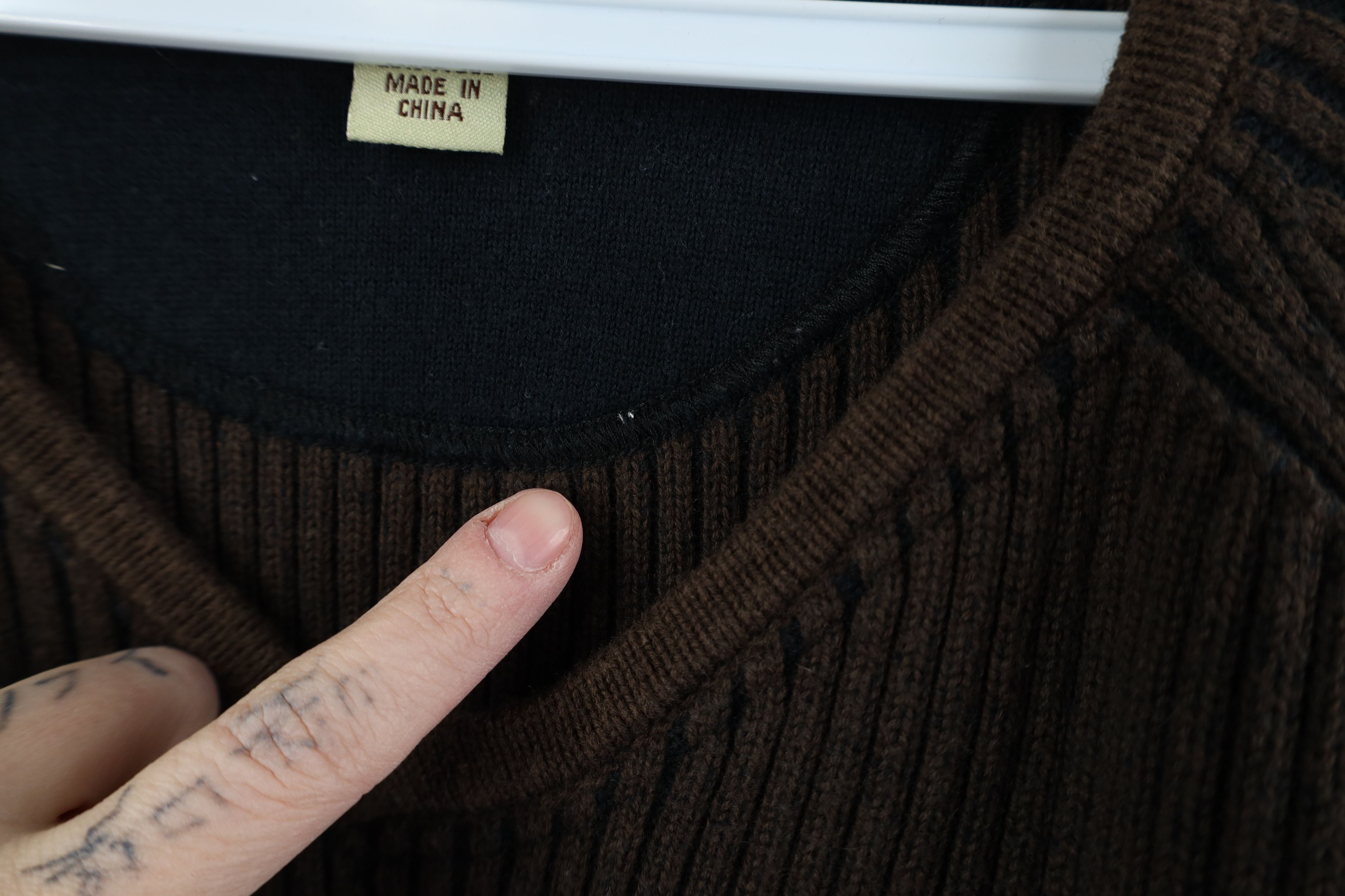 Tommy Bahama Vintage 90s Y2K Tommy Bahama Ribbed Knit Sweater Brown Size US XL / EU 56 / 4 - 4 Thumbnail