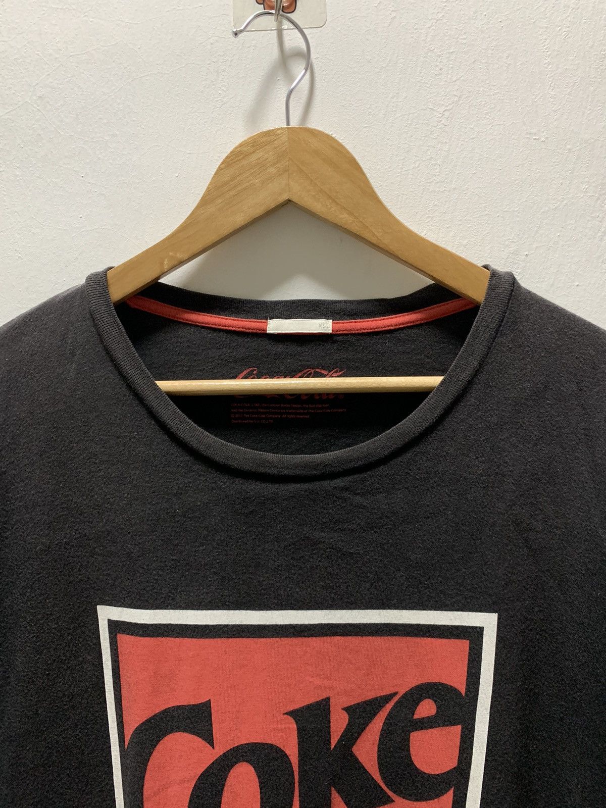 GU Y2K GU X Coke Xlarge Tshirt Size US XL / EU 56 / 4 - 3 Thumbnail
