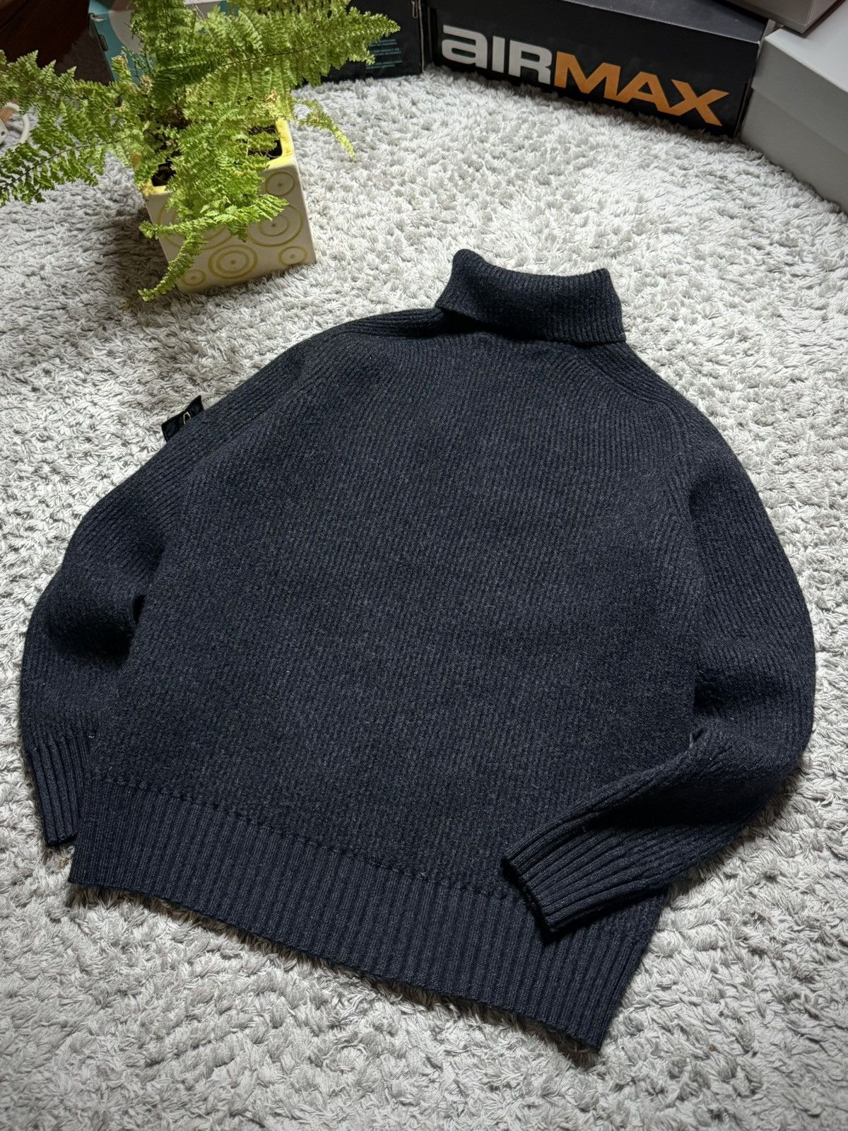 Stone Island Stone Island Sweater Rare Drip Drill Logo Itali Streetwear Size US S / EU 44-46 / 1 - 7 Thumbnail